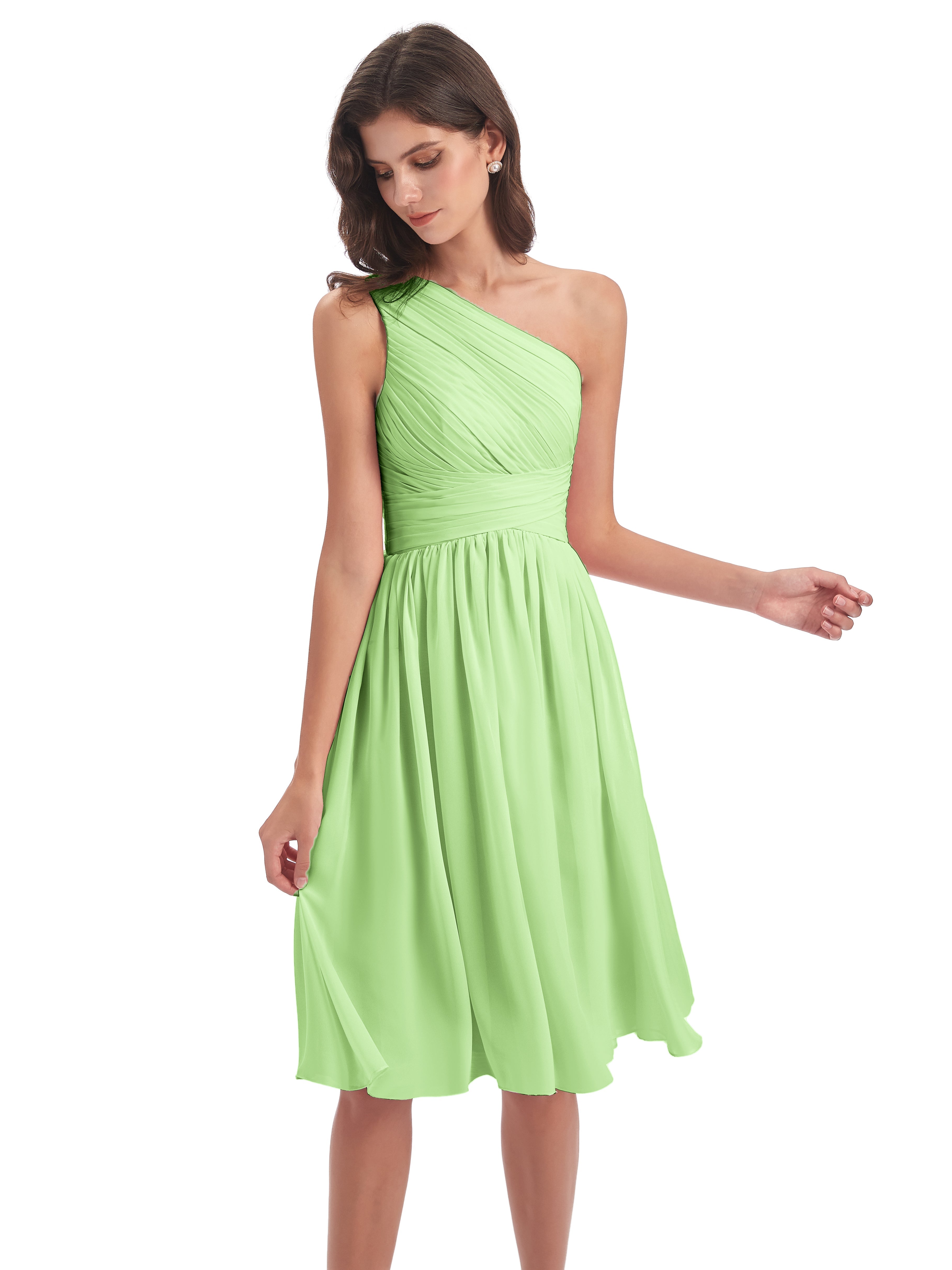 Robes Demoiselle D Honneur Vert Sauge Seule-Épaule Longueur Genou Mousseline Robes Demoiselle D'Honneur