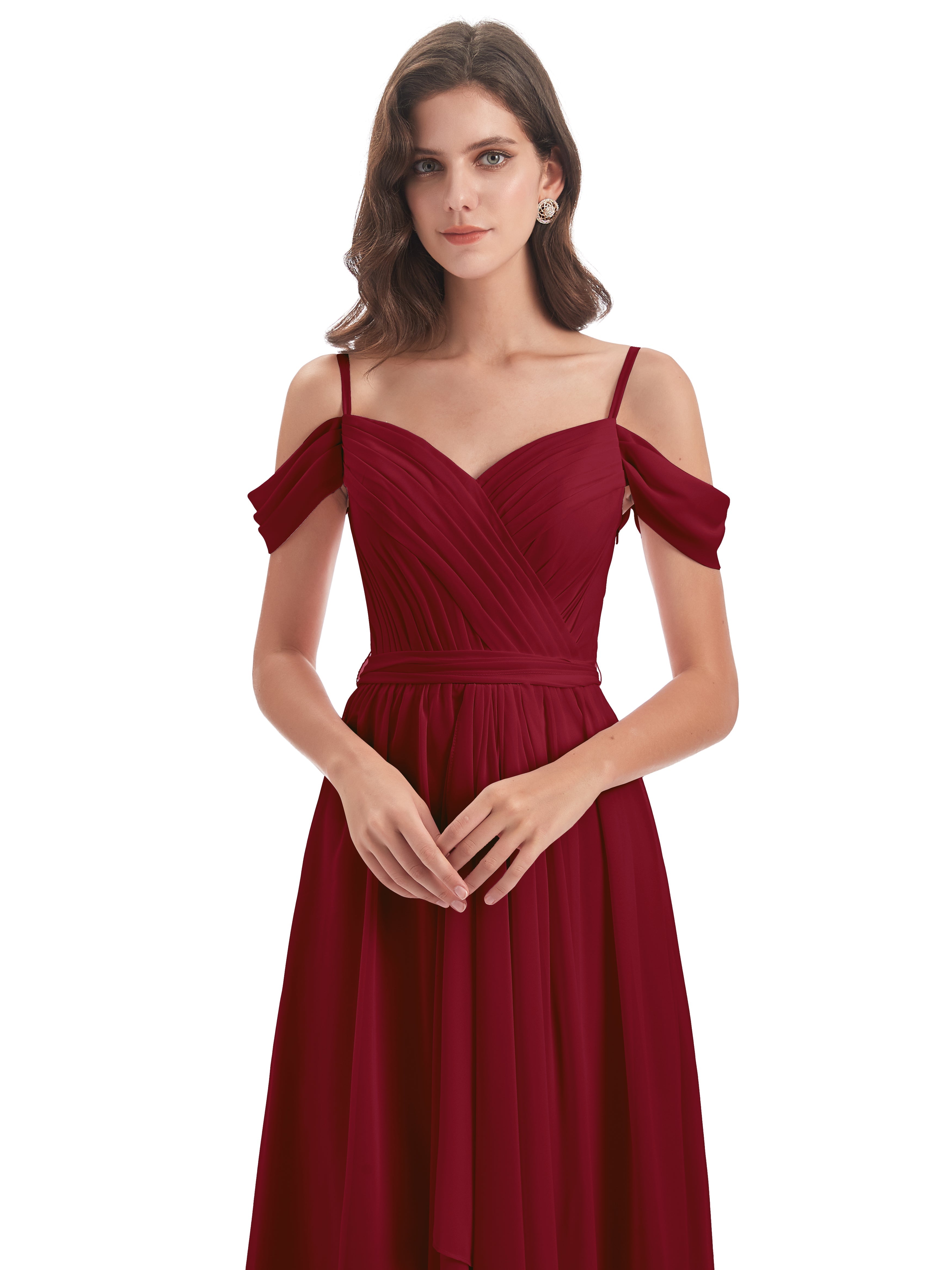 Robes De Demoiselle D'Honneur Bordeaux À Moins De 100 $ Bretelles Spaghetti Fendue Plis Robes Demoiselle D'Honneur