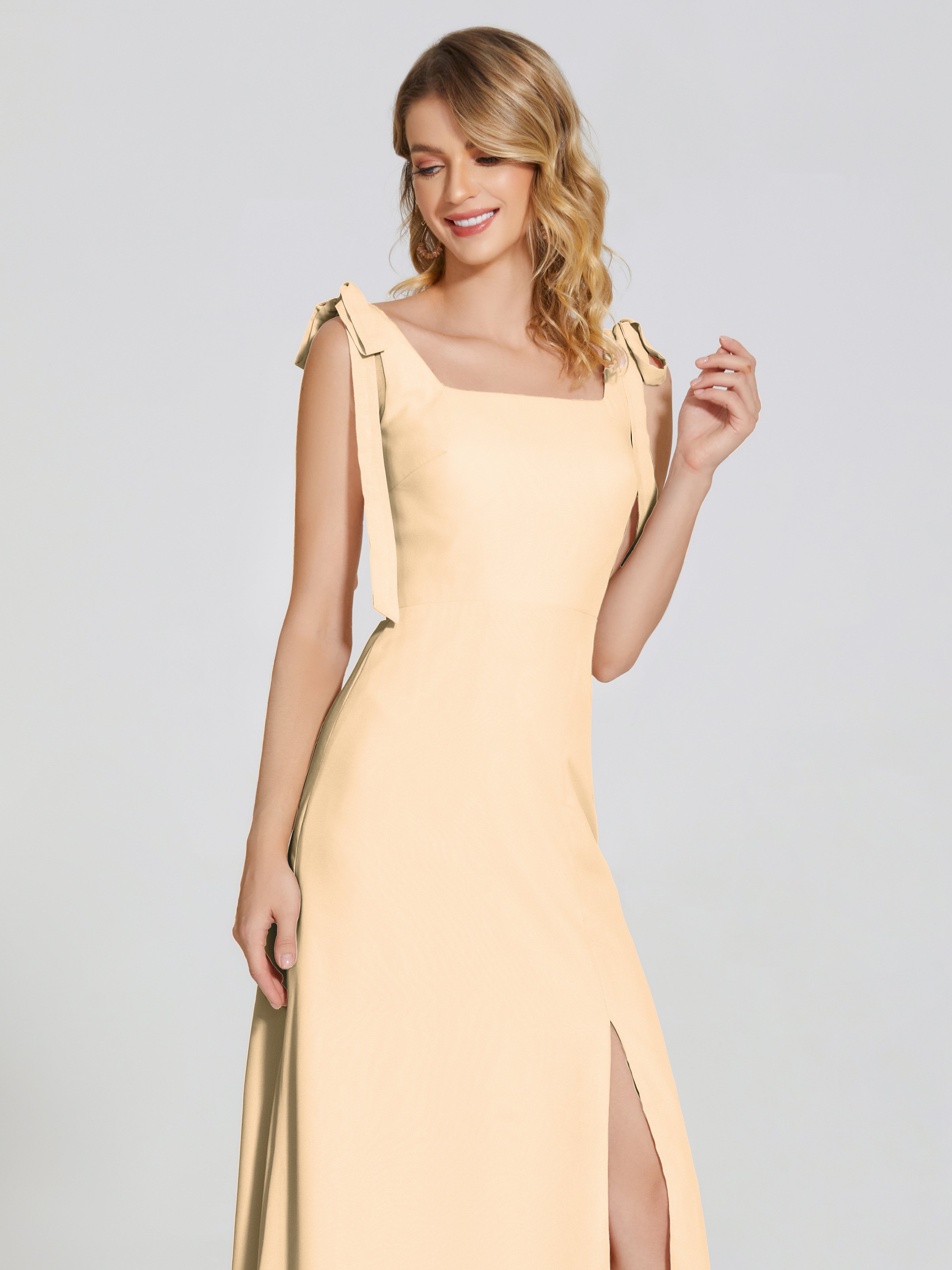 Robe De Demoiselle D Honneur Couleur Peche Fendue Devant Encolure Carrée Mousseline Robe De Demoiselle D'Honneur