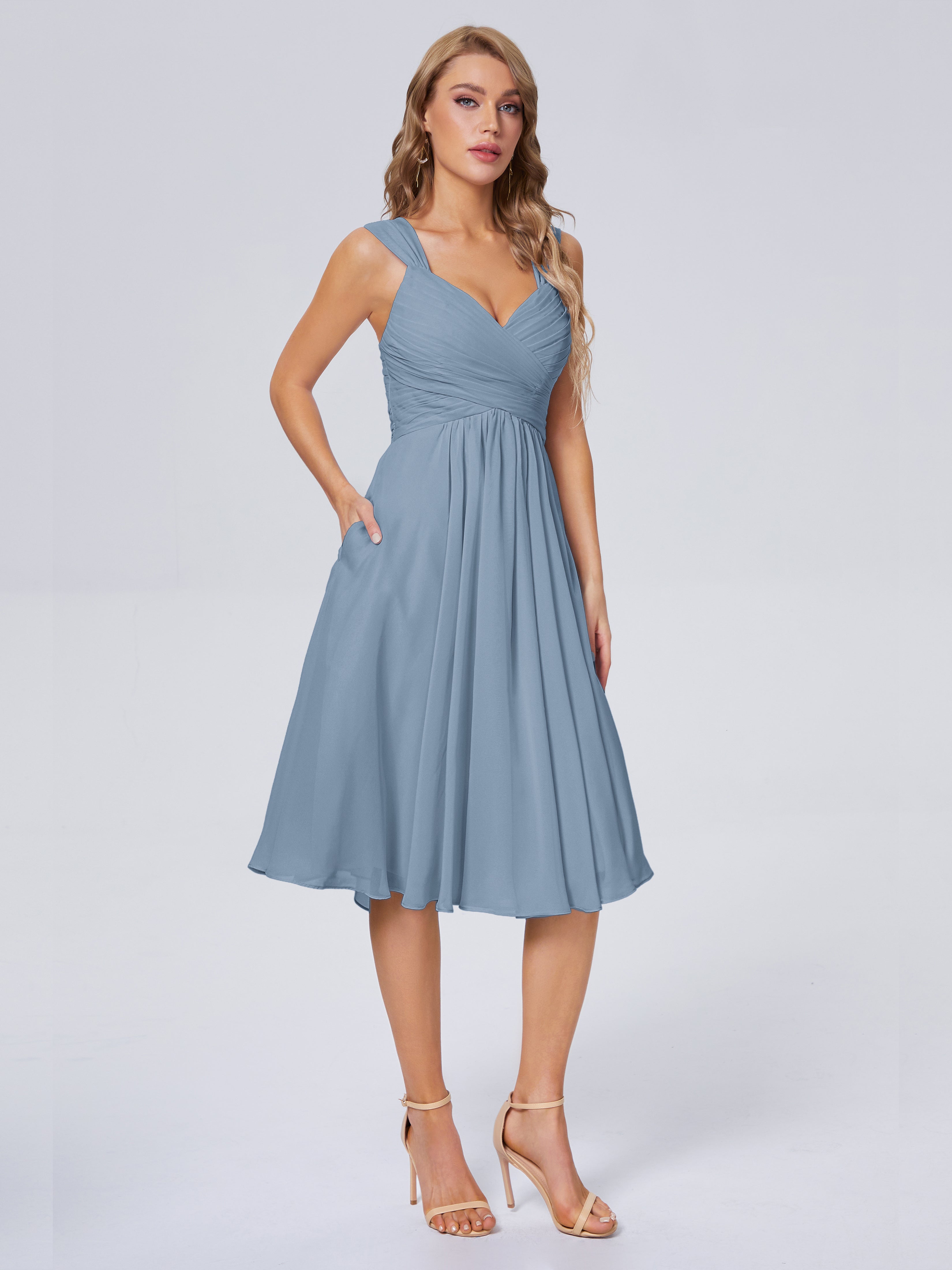 Robes De Demoiselle D'Honneur Bleu De Schiste Abordable Bretelles Courtes Mousseline Robes Demoiselle D'Honneur