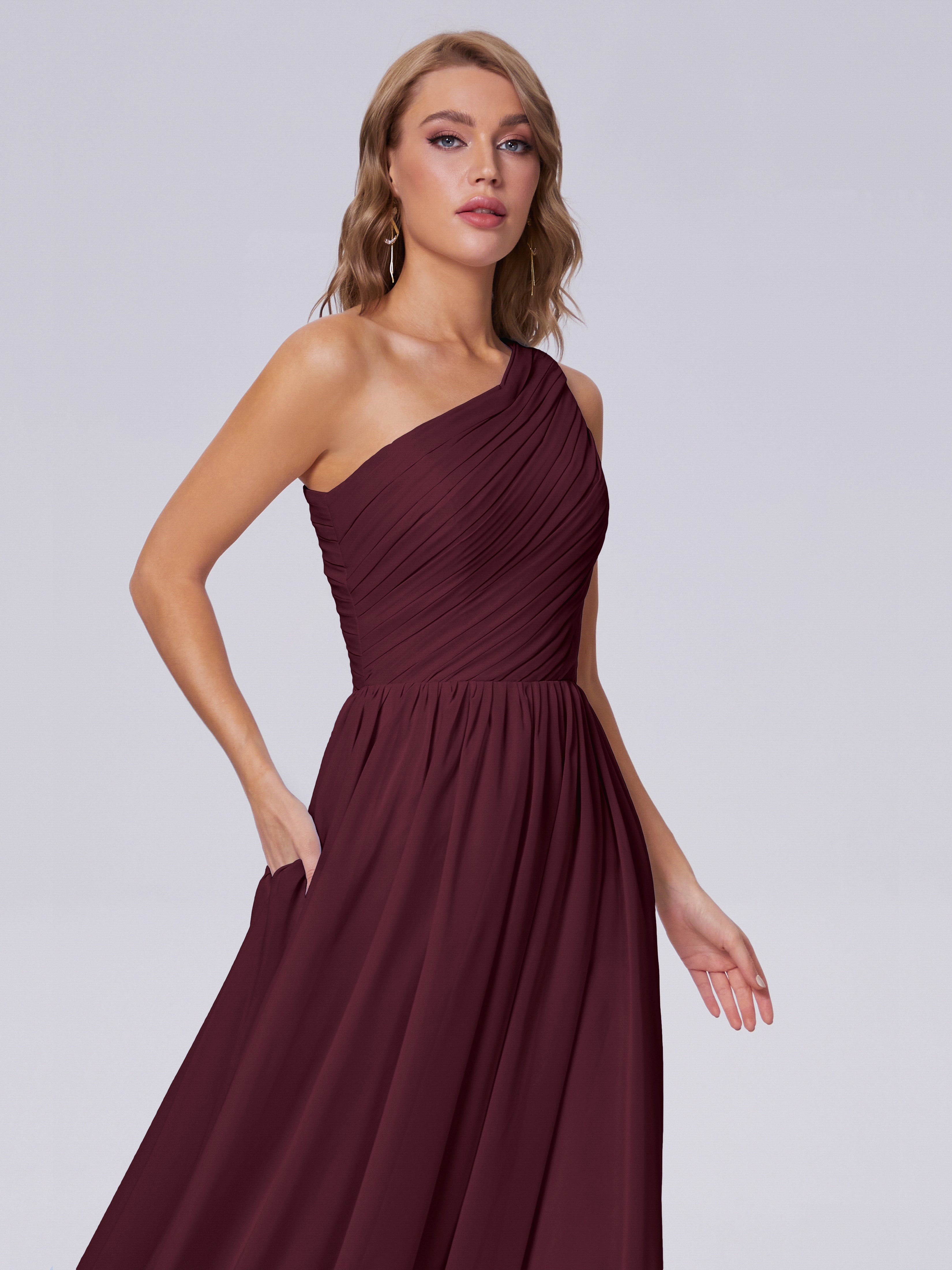 Robes De Demoiselle D'Honneur Cabernet Seule-Épaule Mousseline Robes Demoiselle D'Honneur