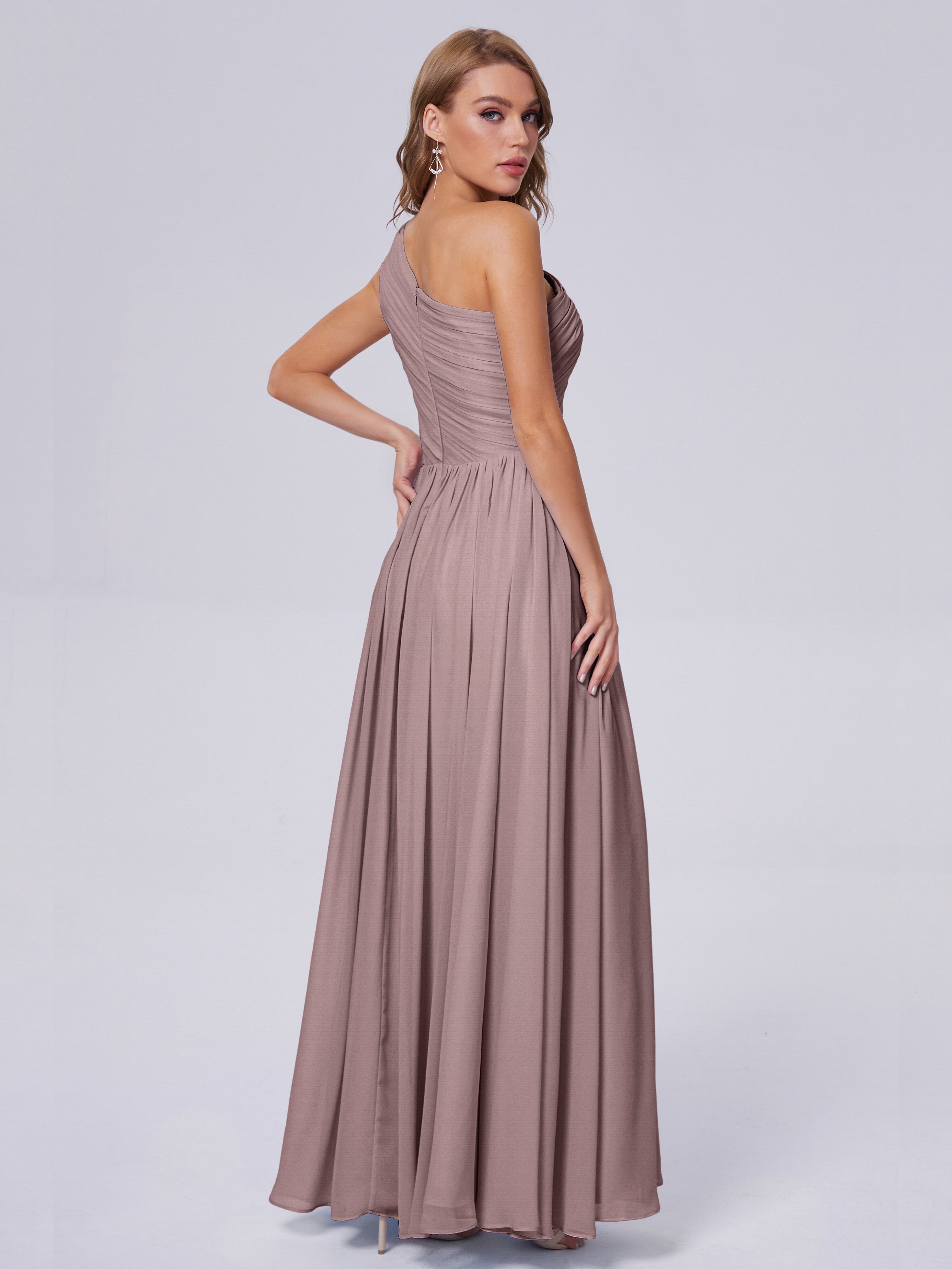 Robes De Demoiselle D'Honneur Mauve Foncé Seule-Épaule Mousseline Robes Demoiselle D'Honneur