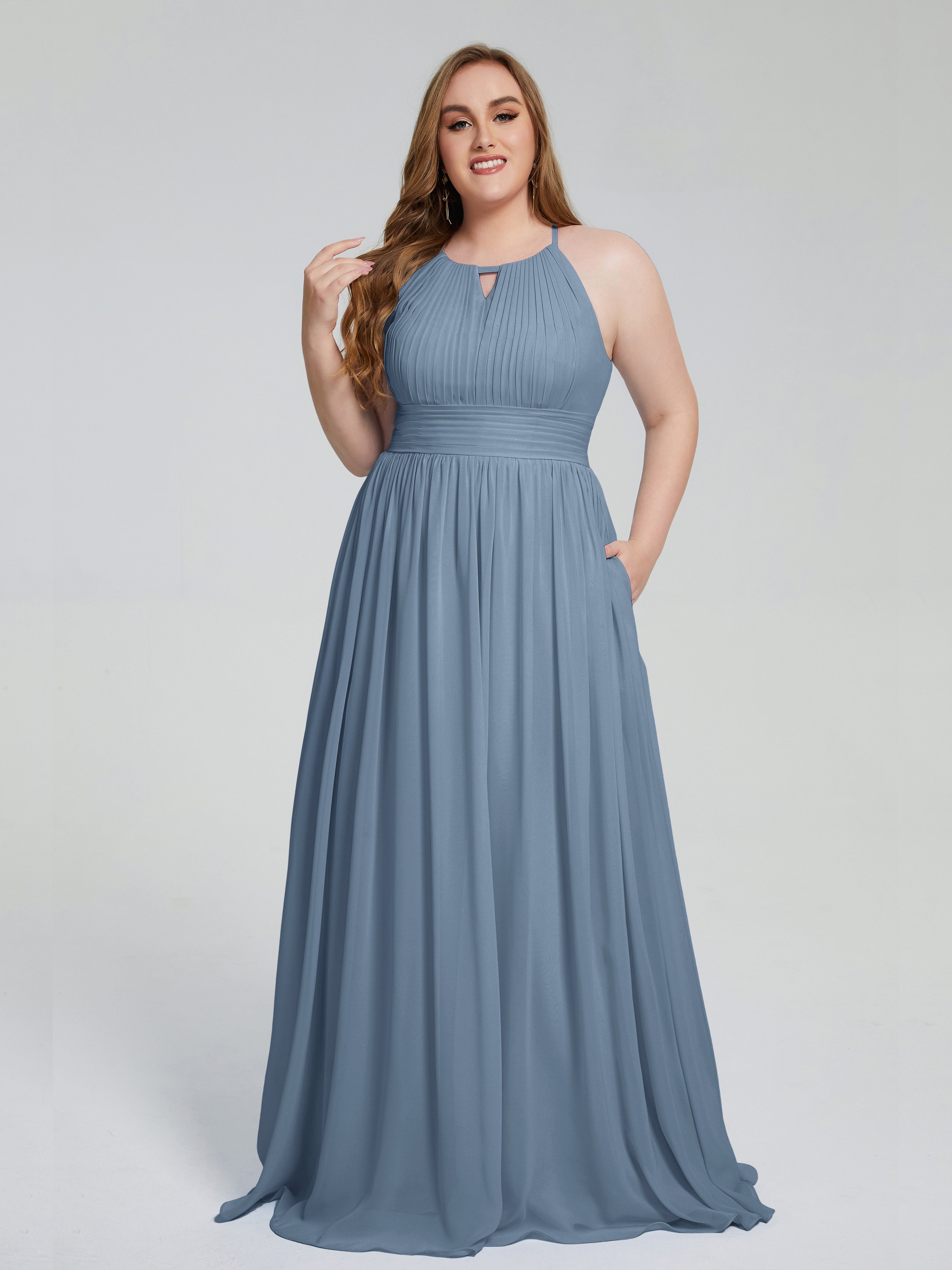 Robes De Demoiselle D'Honneur Bleu De Schiste Payton Élégante Licou Mousseline Robes Demoiselle D'Honneur Grande Taille