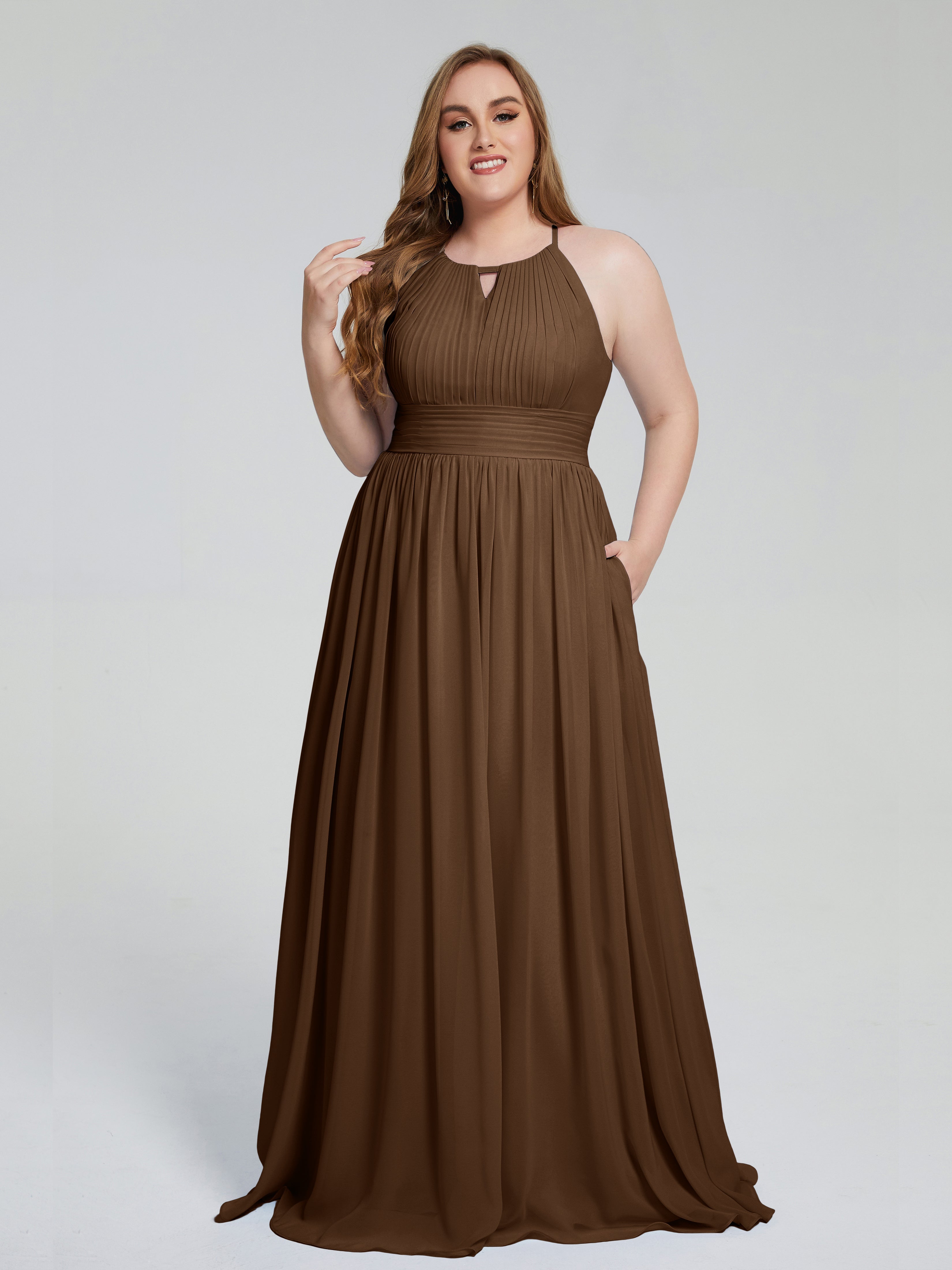 Robes De Demoiselle D'Honneur Brun Payton Élégante Licou Mousseline Robes Demoiselle D'Honneur Grande Taille