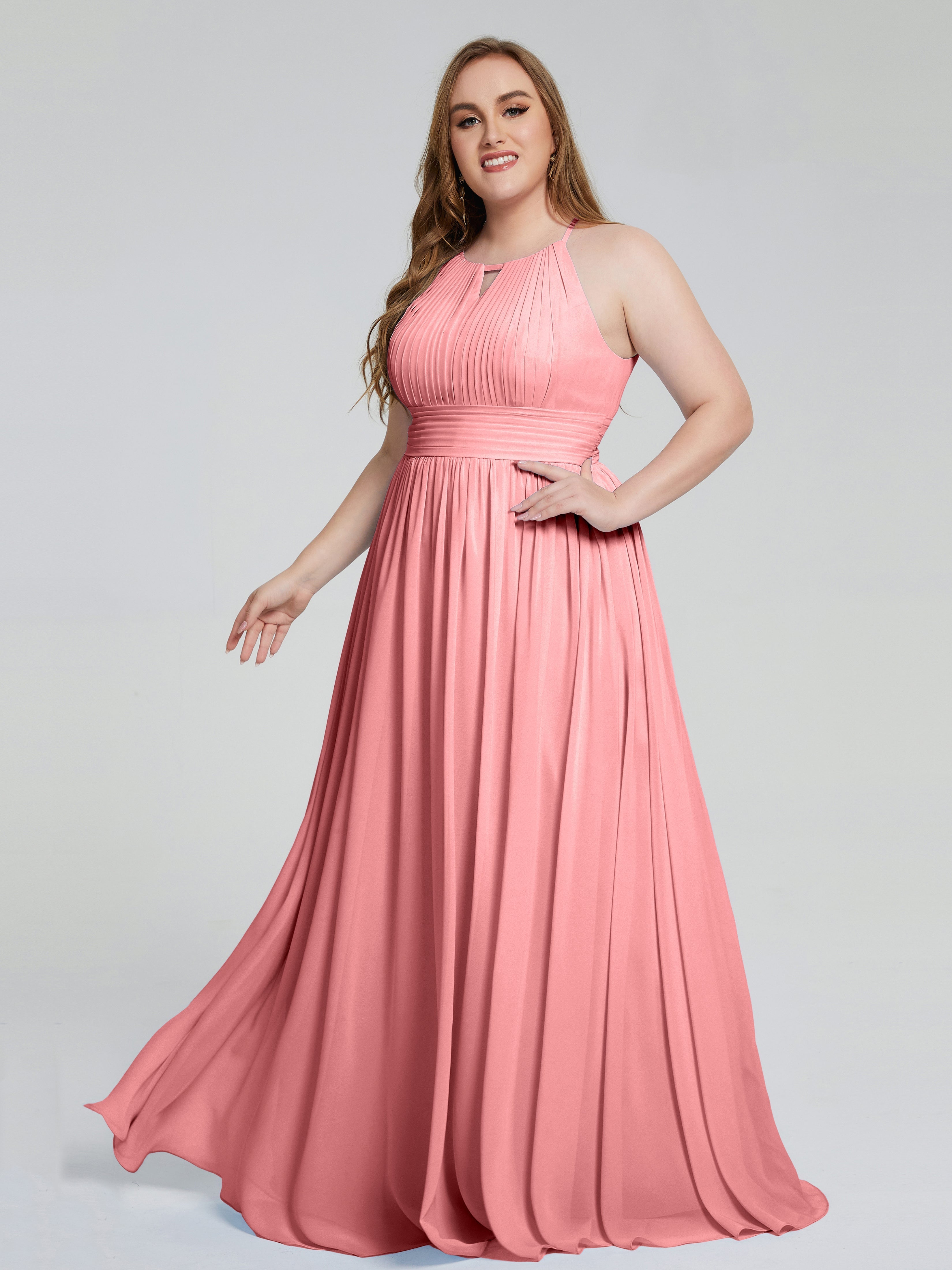 Robes De Demoiselle D'Honneur En Flamant Payton Élégante Licou Mousseline Robes Demoiselle D'Honneur Grande Taille