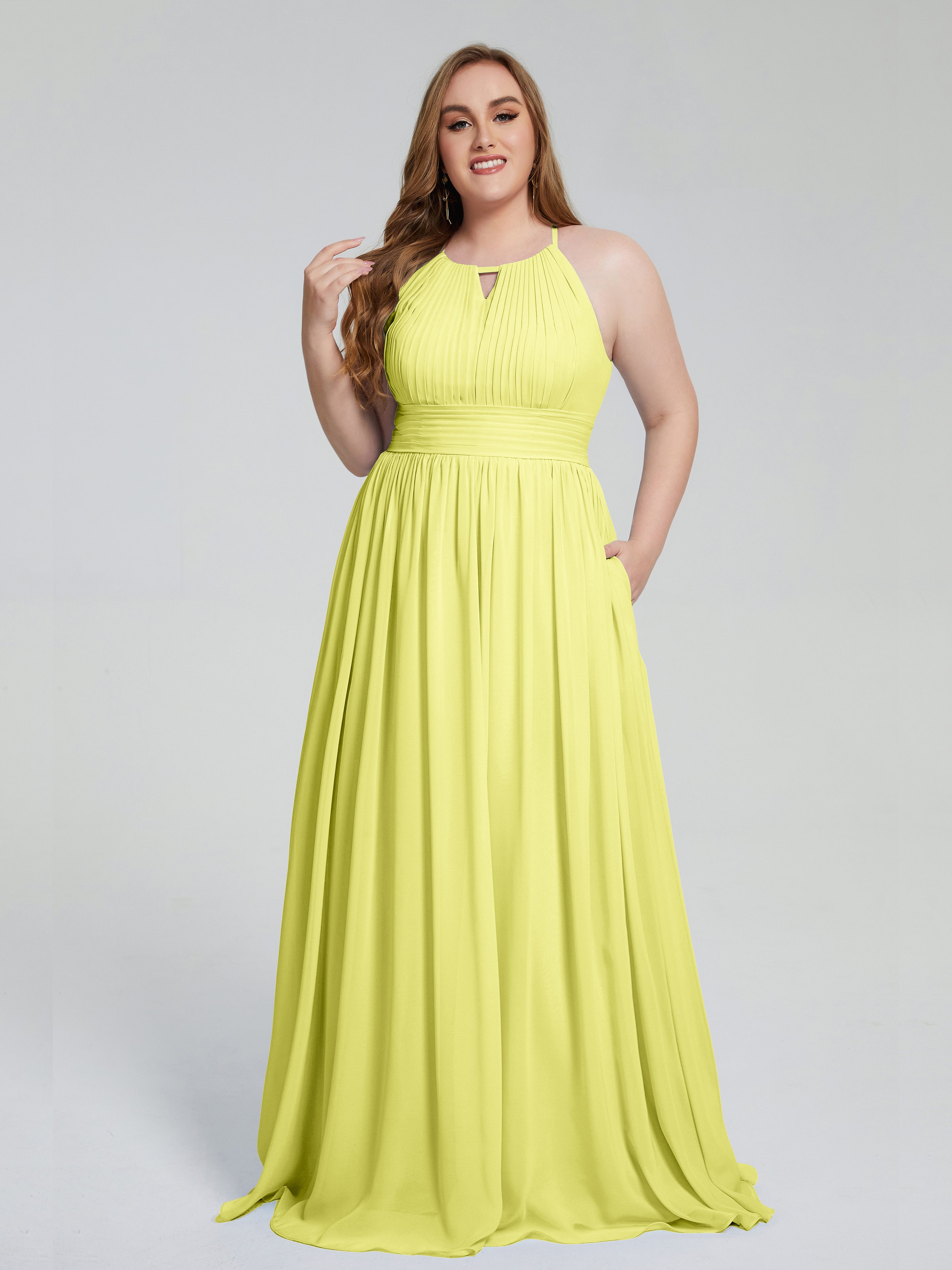 Robes De Demoiselle D'Honneur Jonquille Payton Élégante Licou Mousseline Robes Demoiselle D'Honneur Grande Taille