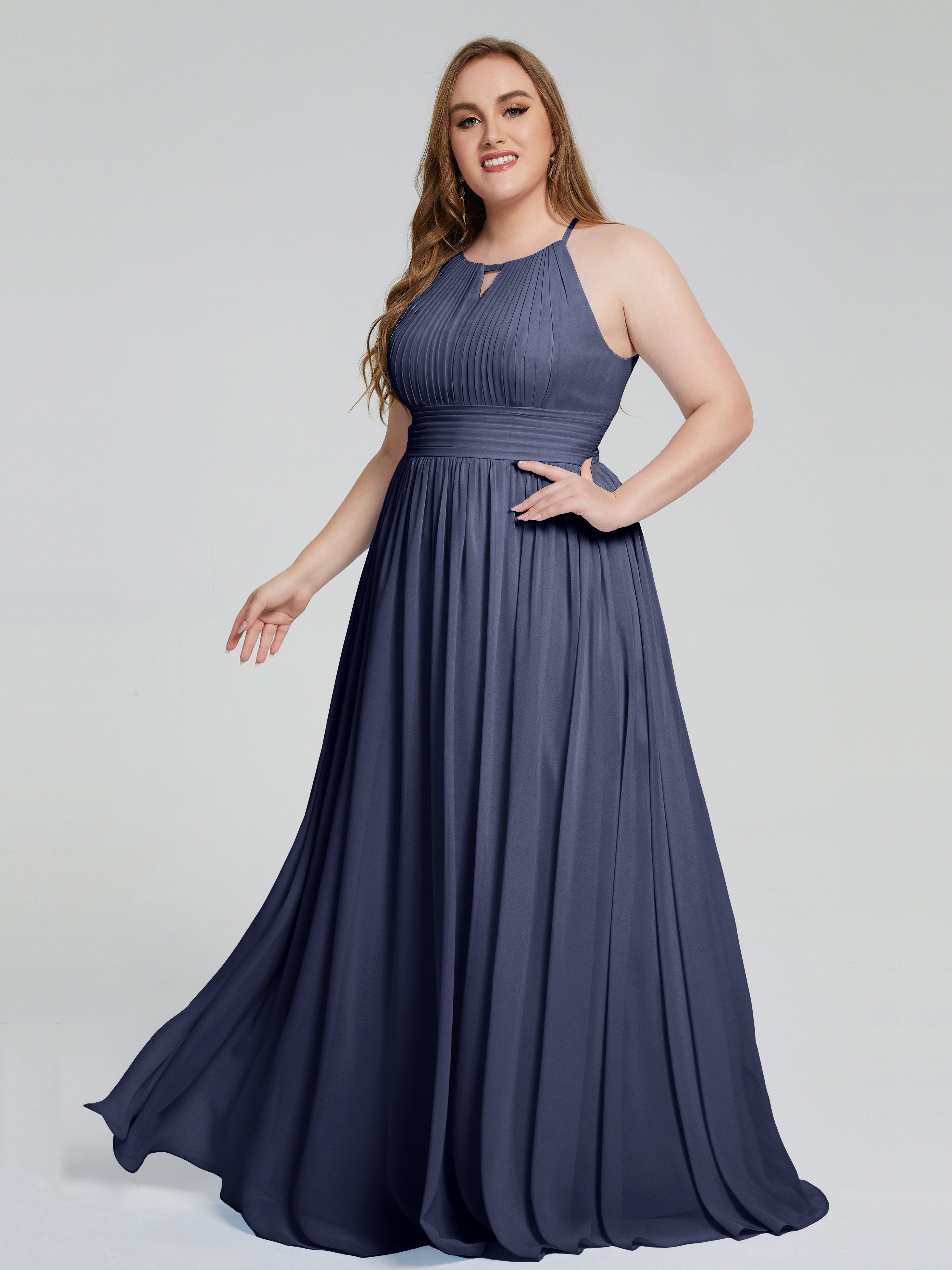Robes De Demoiselle D'Honneur Bleu Orageux Payton Élégante Licou Mousseline Robes Demoiselle D'Honneur Grande Taille