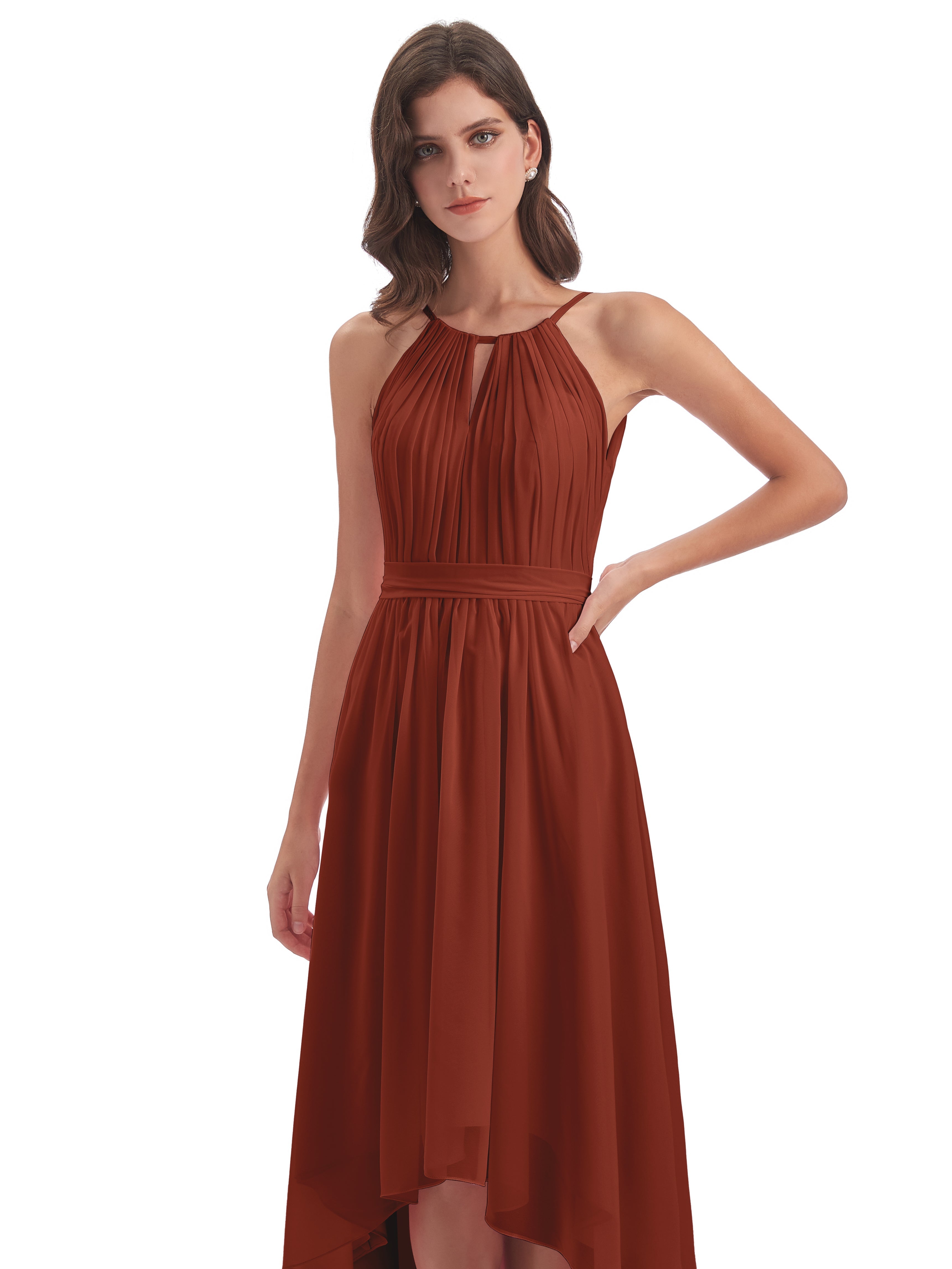 Robes De Demoiselle D'Honneur De Rouille Asymétrique Haute Basse Licou Mousseline Robes Demoiselle D'Honneur