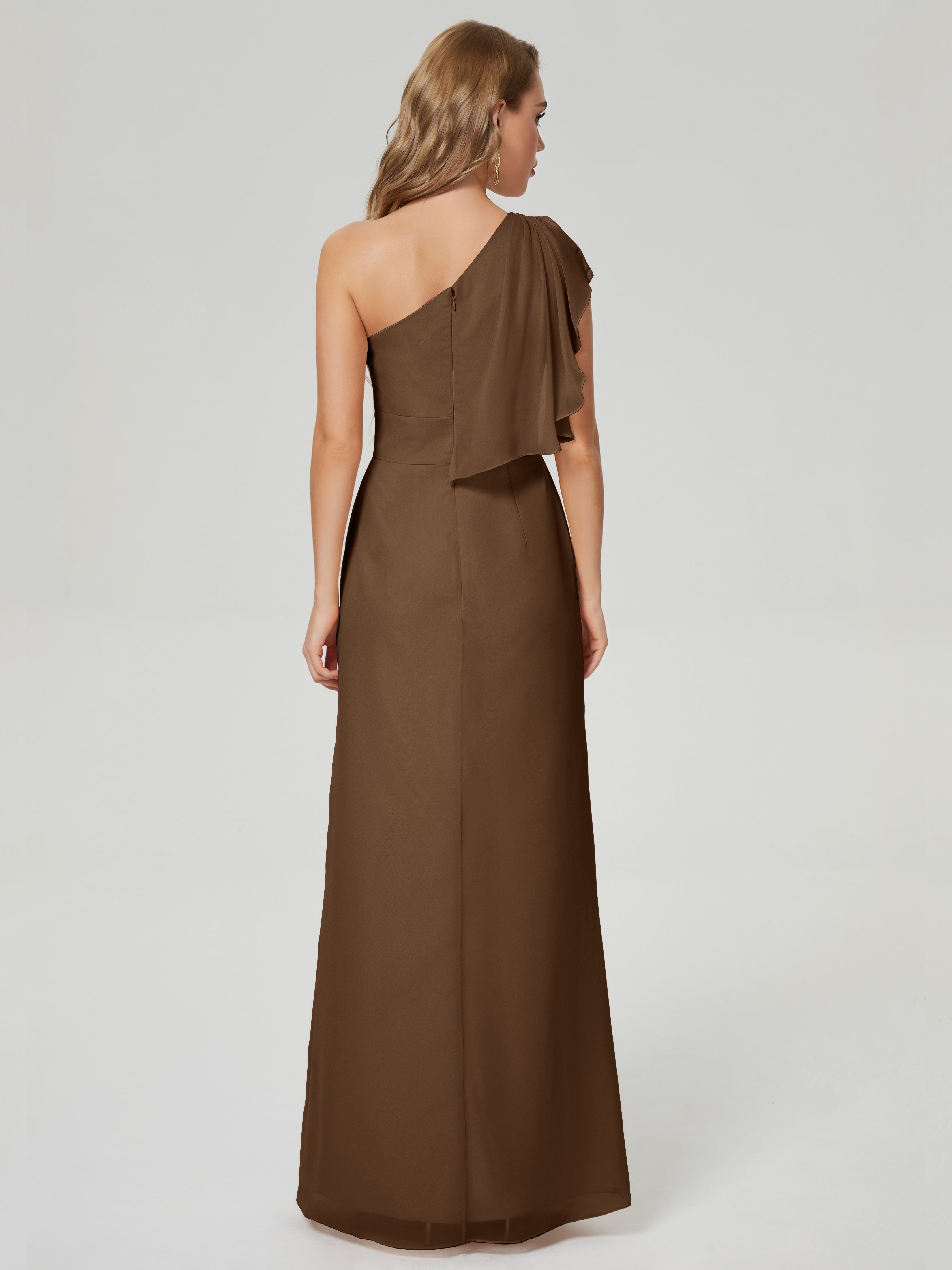 Robe Demoiselle D Honneur Brun Fendue Seule-Épaule Mousseline Robes Demoiselle D'Honneur À Volants