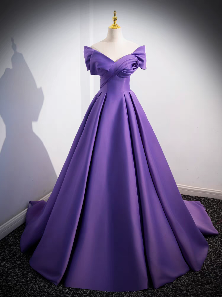 Col V Satin Robe de Quinceanera avec Balayage/Pinceau Traîne