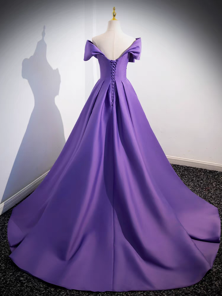Col V Satin Robe de Quinceanera avec Balayage/Pinceau Traîne