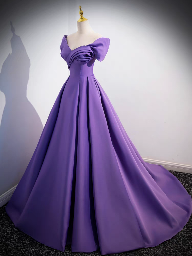 Col V Satin Robe de Quinceanera avec Balayage/Pinceau Traîne