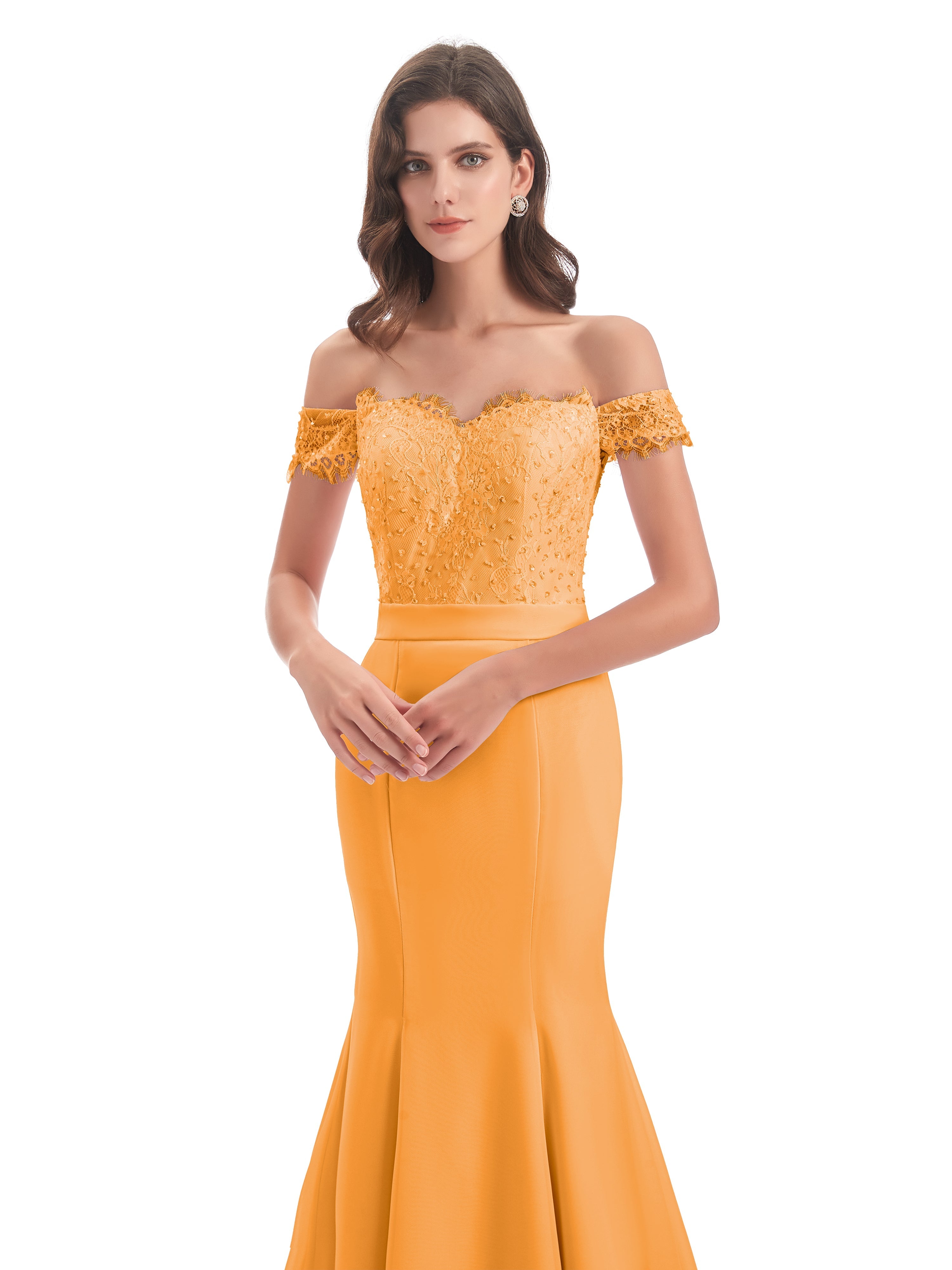 Robes De Demoiselle D'Honneur Mandarine Carlee Sirène Traîne Tribunal Hors-La-Épaule Robes Demoiselle D'Honneur