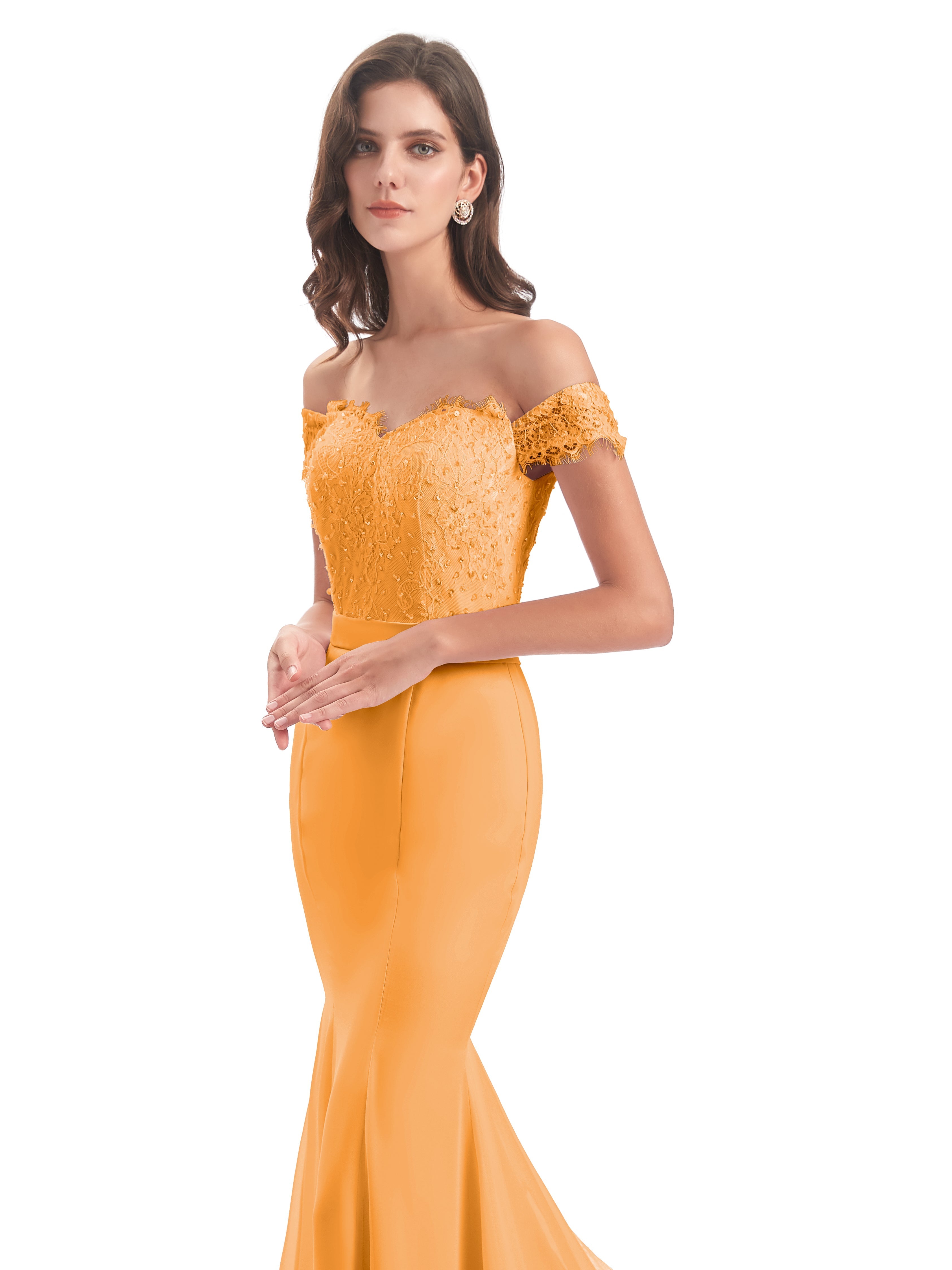 Robes De Demoiselle D'Honneur Mandarine Carlee Sirène Traîne Tribunal Hors-La-Épaule Robes Demoiselle D'Honneur