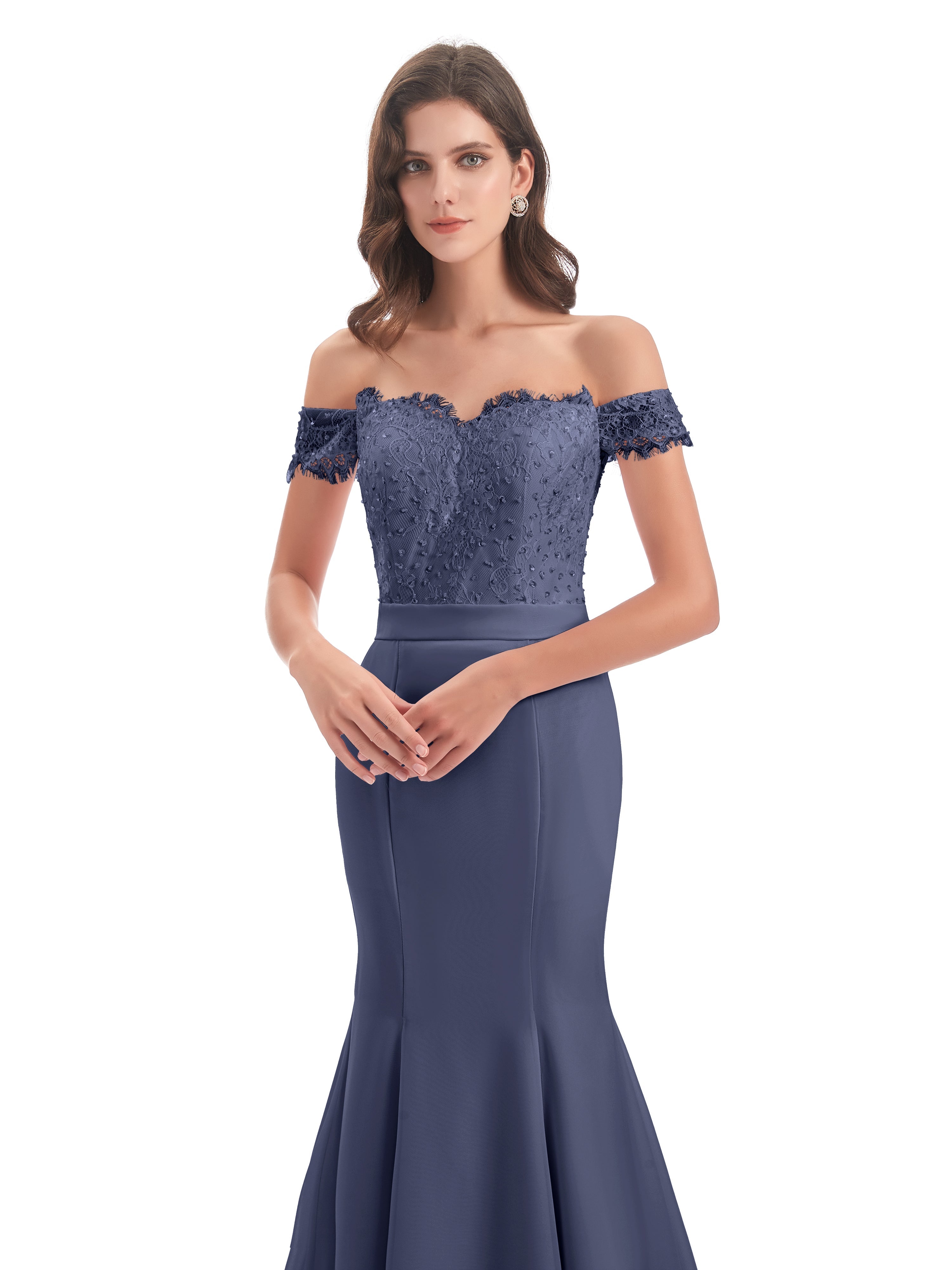 Robes De Demoiselle D'Honneur Bleu Orageux Carlee Sirène Traîne Tribunal Hors-La-Épaule Robes Demoiselle D'Honneur