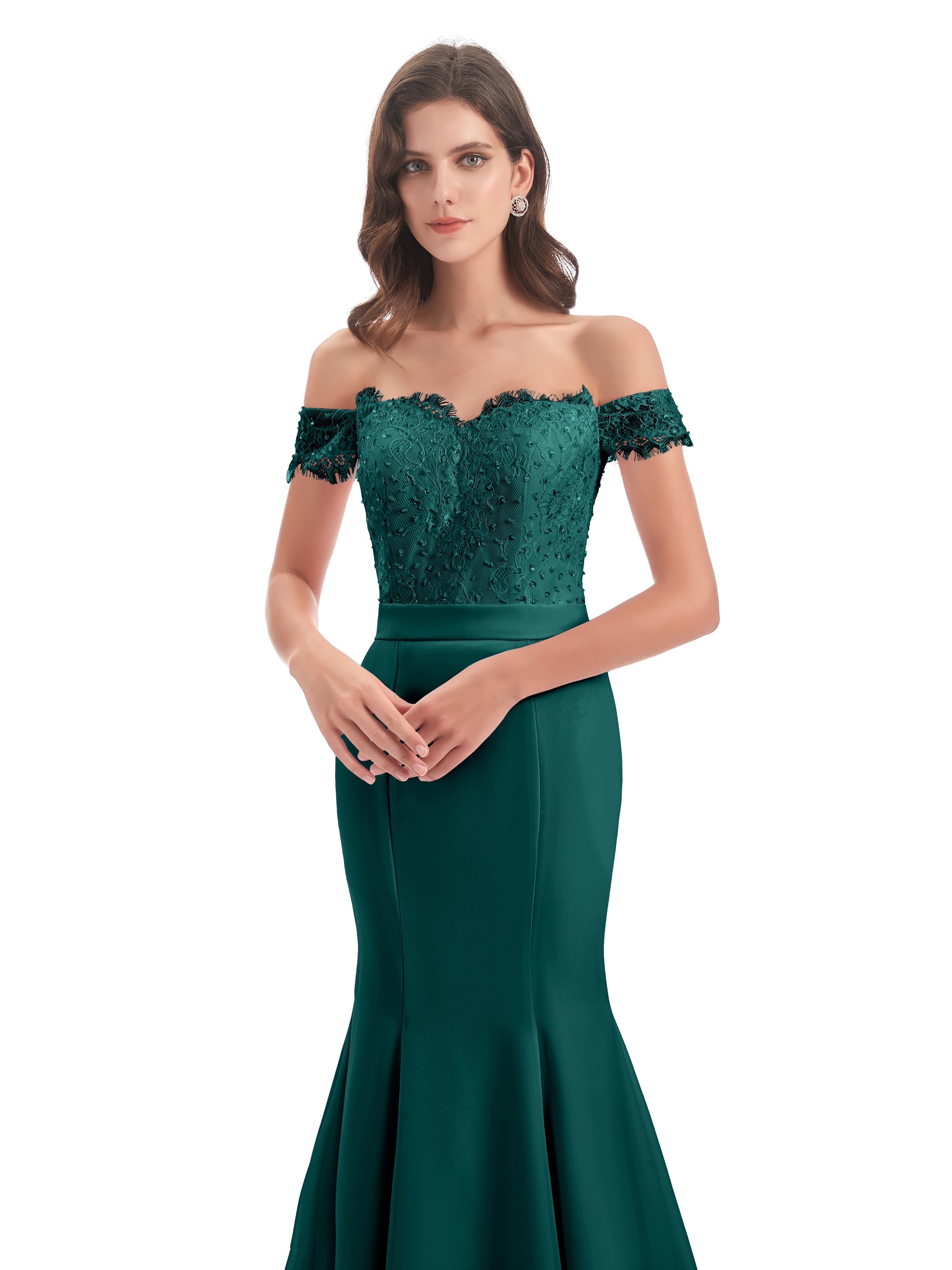 Robes De Demoiselle D'Honneur Paon Carlee Sirène Traîne Tribunal Hors-La-Épaule Robes Demoiselle D'Honneur