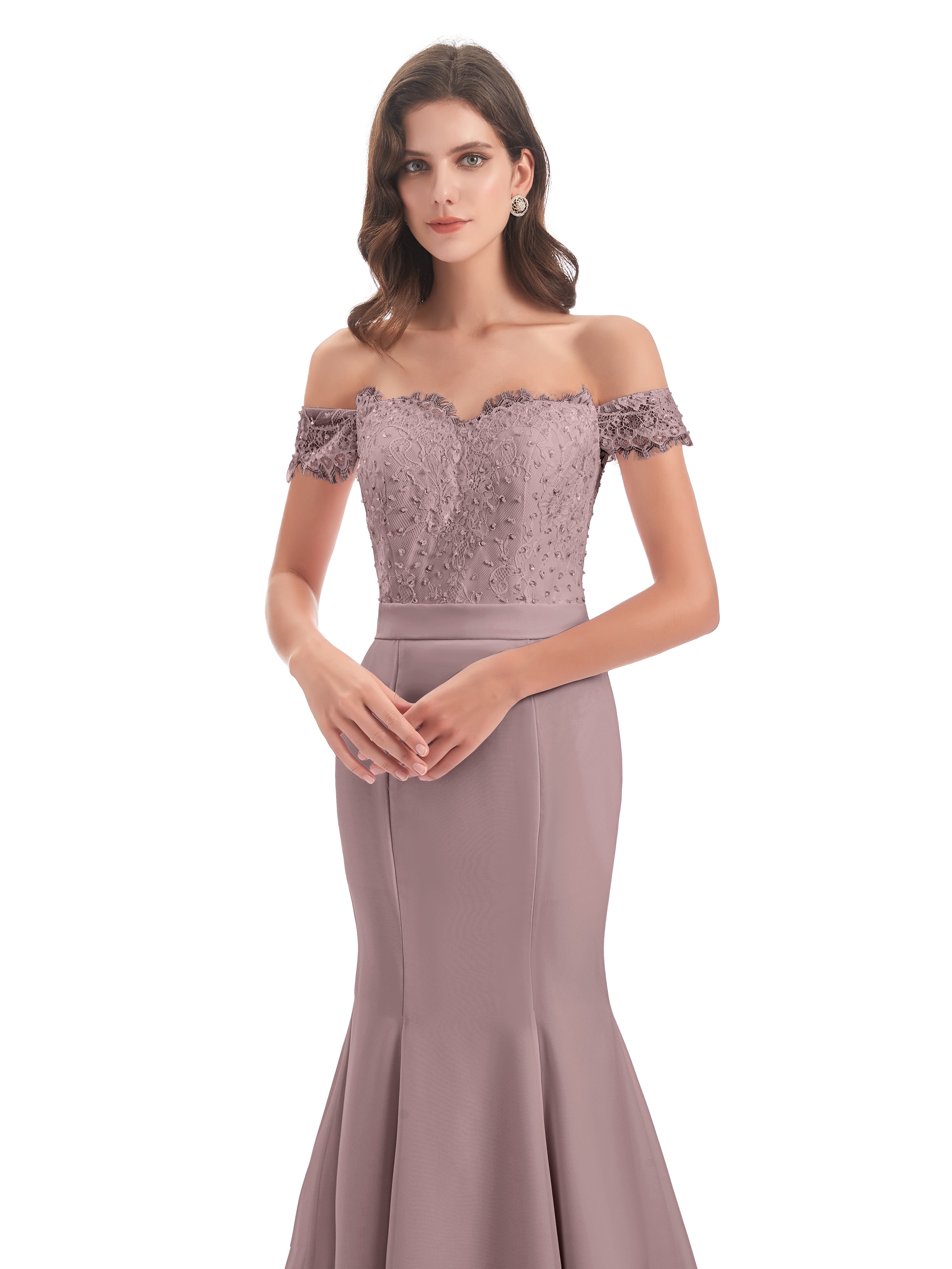 Robes De Demoiselle D'Honneur Vintage Mauve Carlee Sirène Traîne Tribunal Hors-La-Épaule Robes Demoiselle D'Honneur