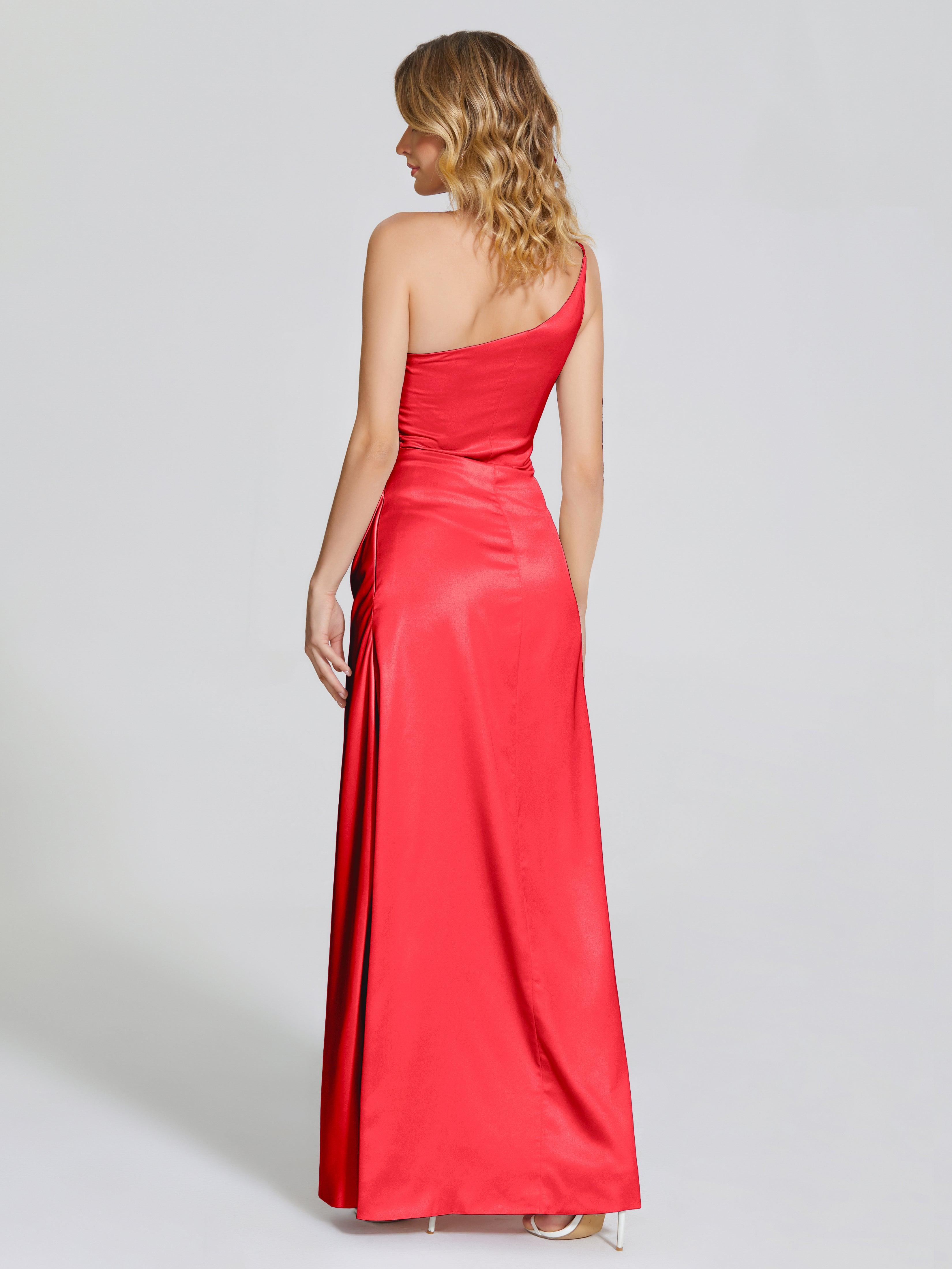 ROUGE_CERISE