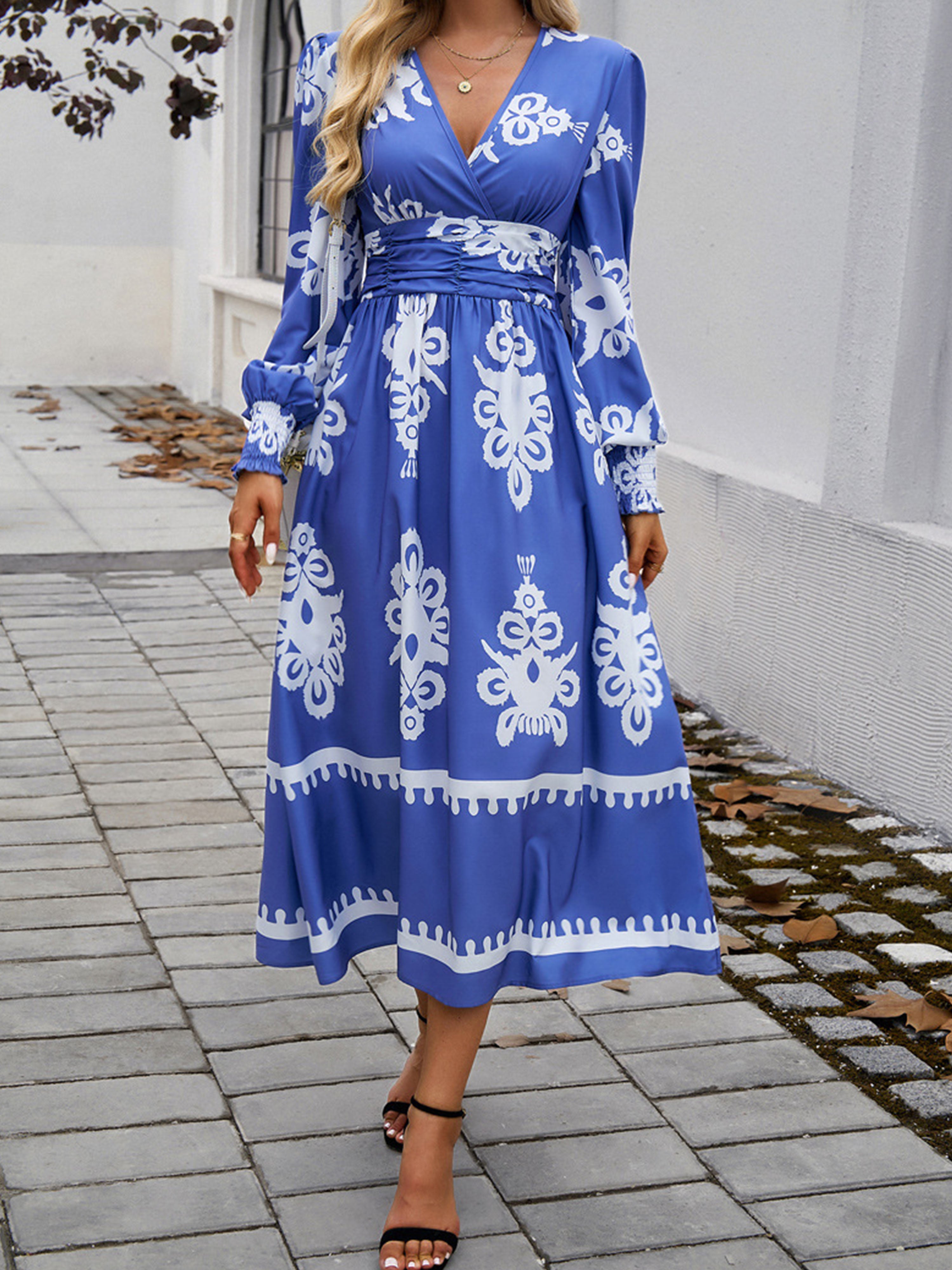 Robe Invitée Mariage à Contraste de Bleu Encolure en V à Manches Longues et Taille Empire