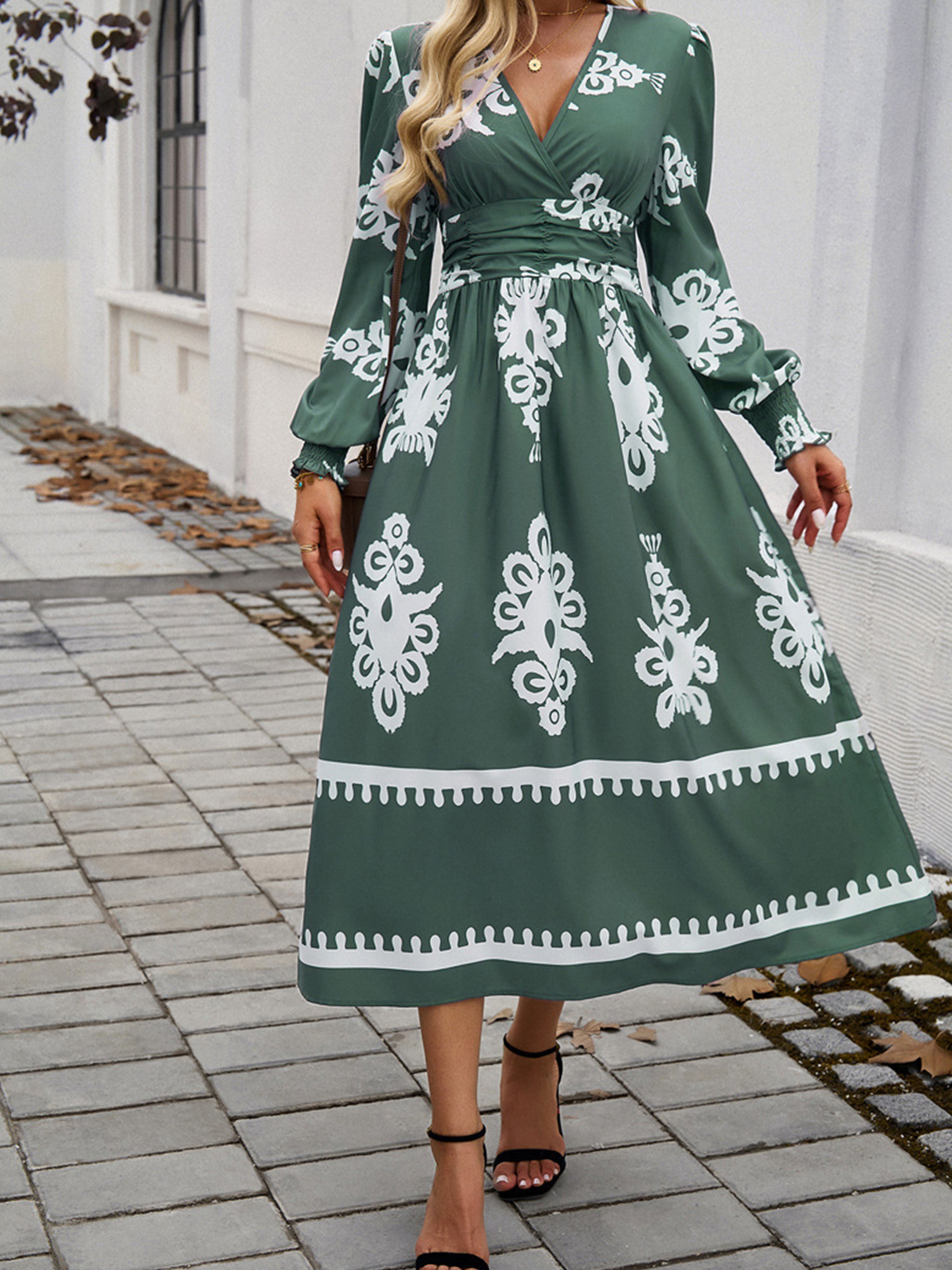 Robe Invitée Mariage à Contraste de VERT_FONCE Encolure en V à Manches Longues et Taille Empire