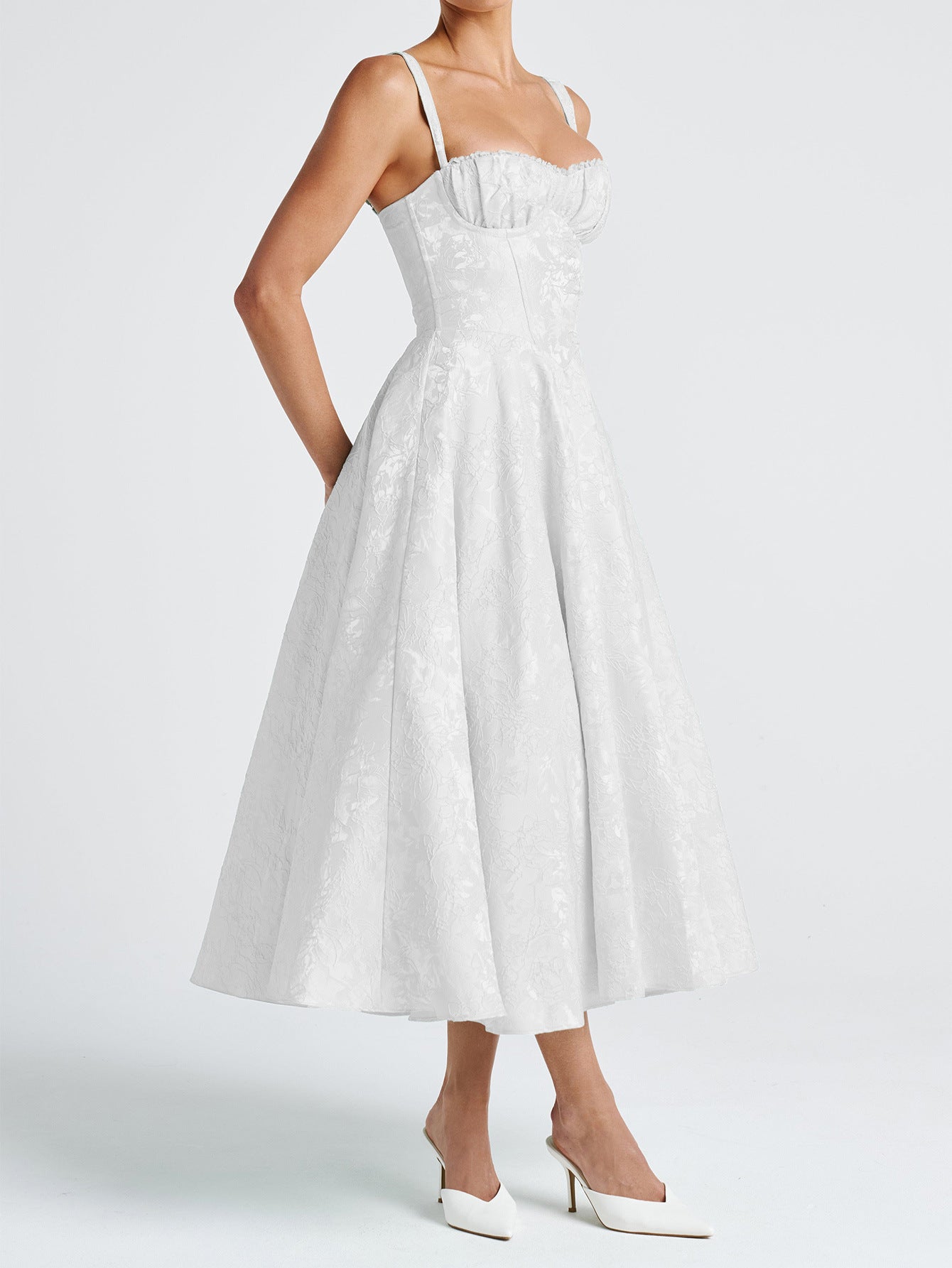 Robe Invitée Mariage IVOIRE Florale Encolure Illusion Bretelles Élégantes