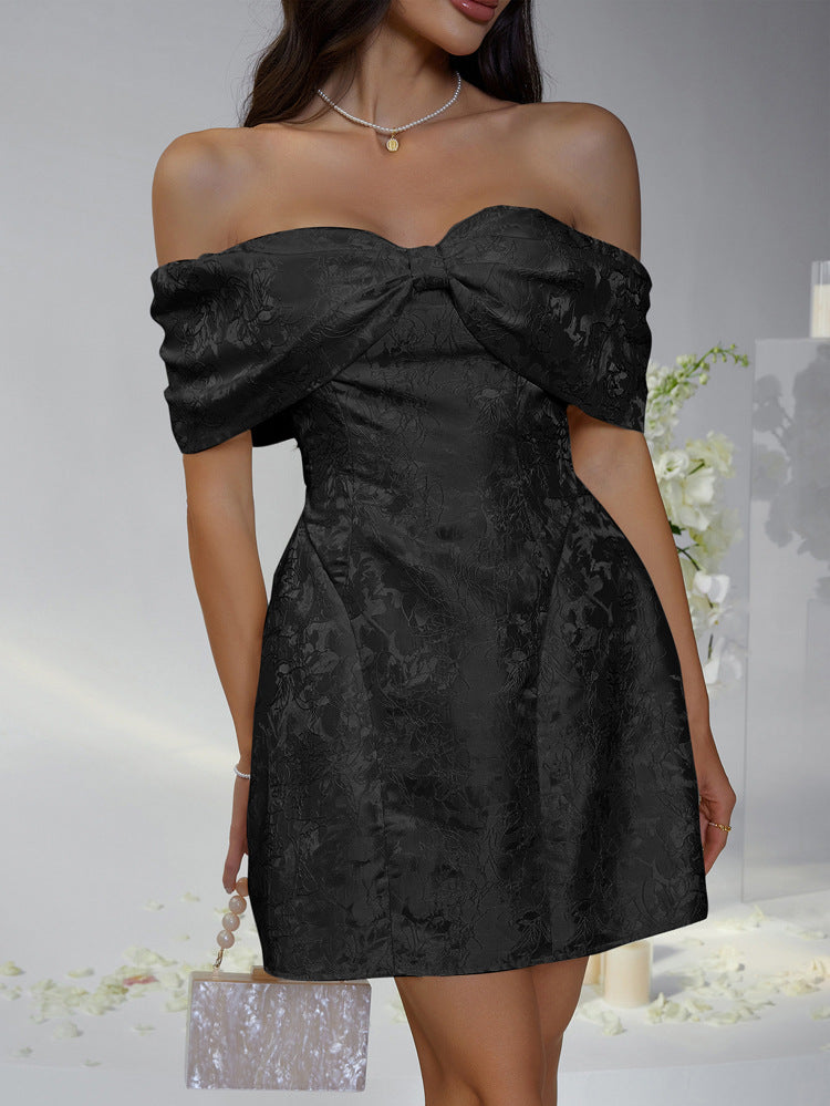 Robe Invitée Mariage Noir Encolure Illusion à Nœud et Épaules Dénudées