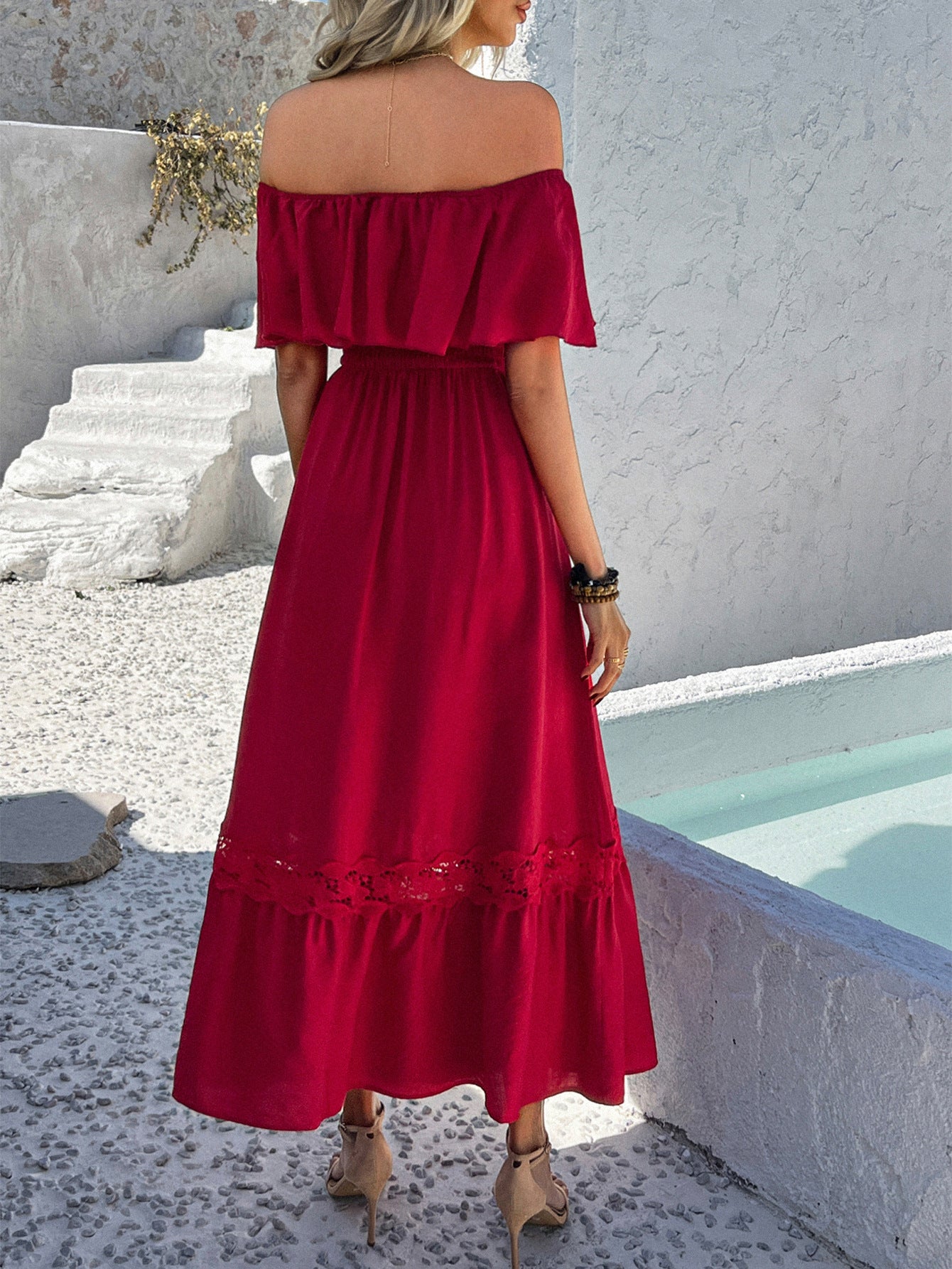 Robe Invitée Mariage Rouge Epaule Dénudée Manches Courtes Bustier Volanté