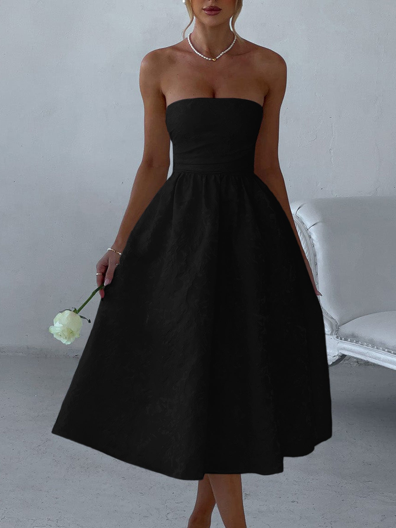 Robe Invitée Mariage Noir Florale Taille Empire Sans Bretelle