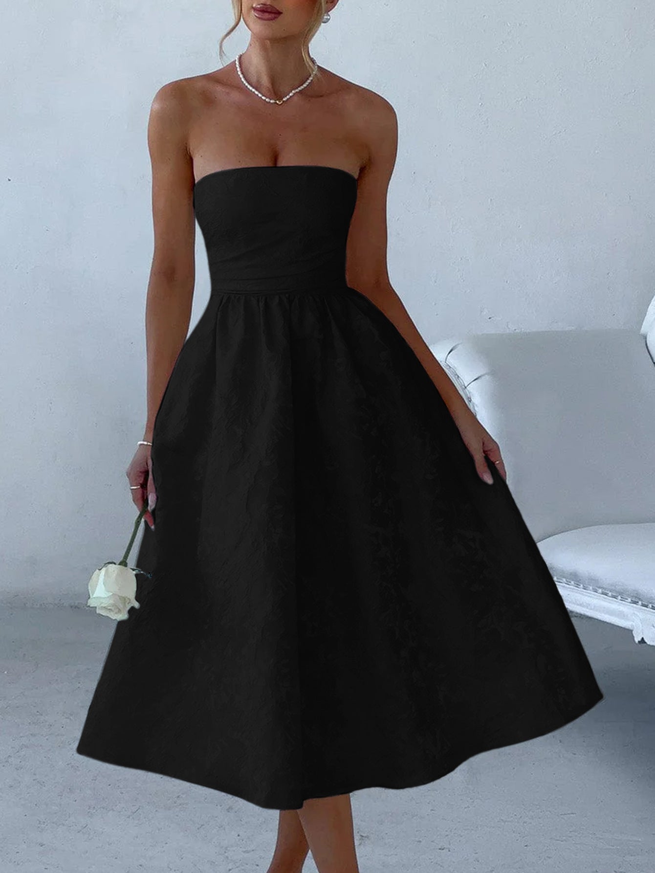 Robe Invitée Mariage Noir Florale Taille Empire Sans Bretelle