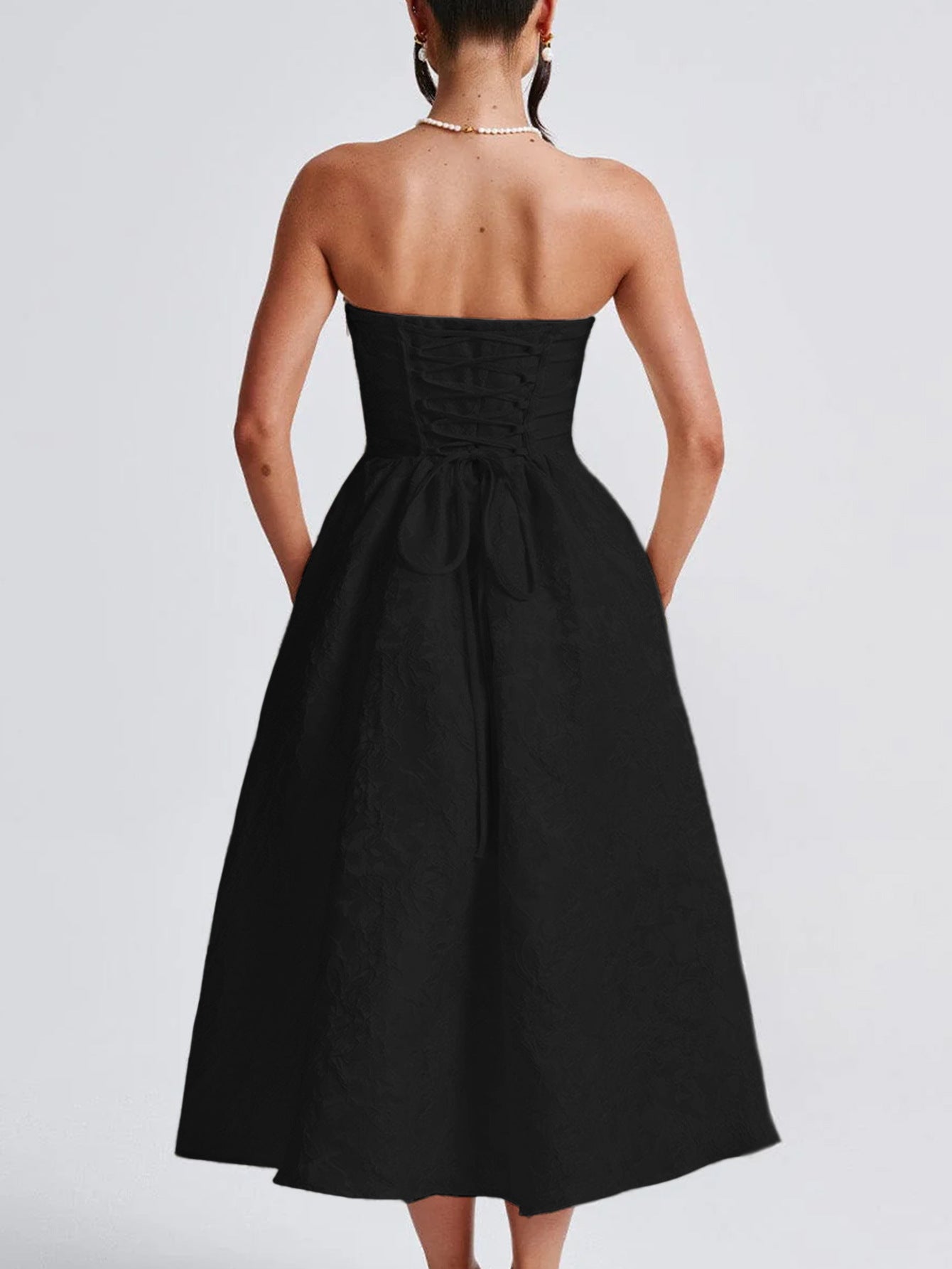 Robe Invitée Mariage Noir Florale Taille Empire Sans Bretelle