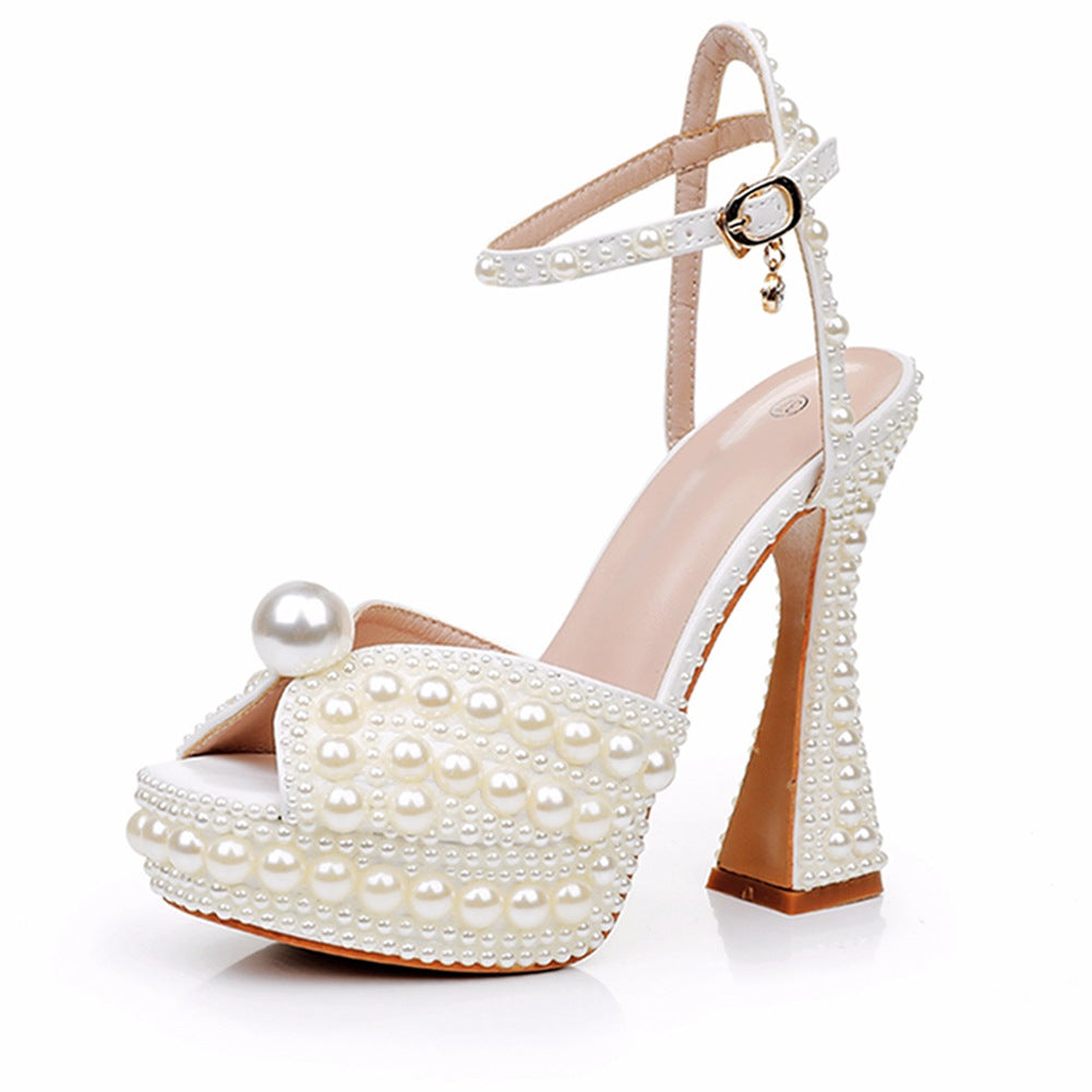 Biscornu Chaussures de mariage formelles avec grosse plateforme et perles