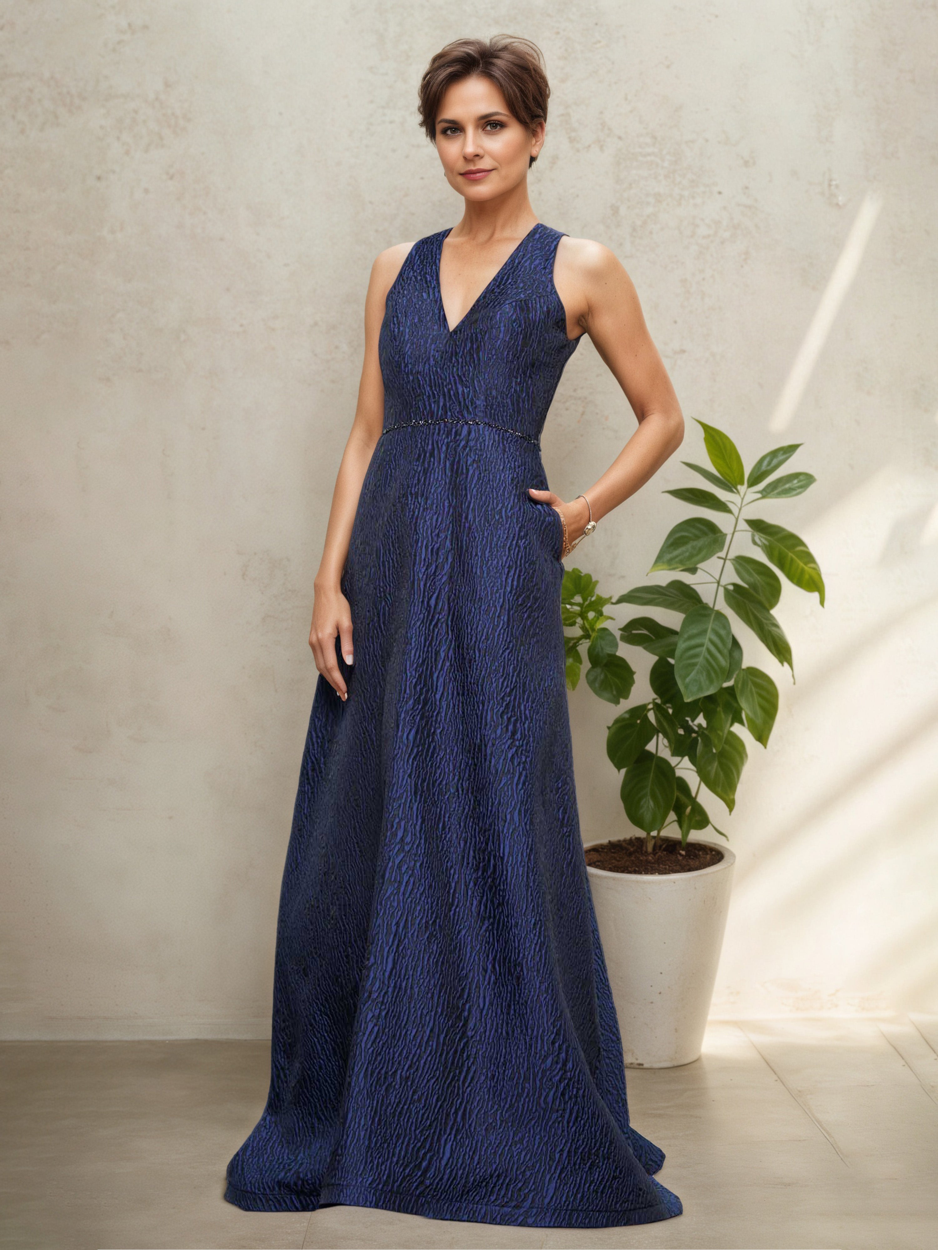 Robe Mère de la Mariée Bleu Marine Foncé à Décolleté en V avec Manches et Châle