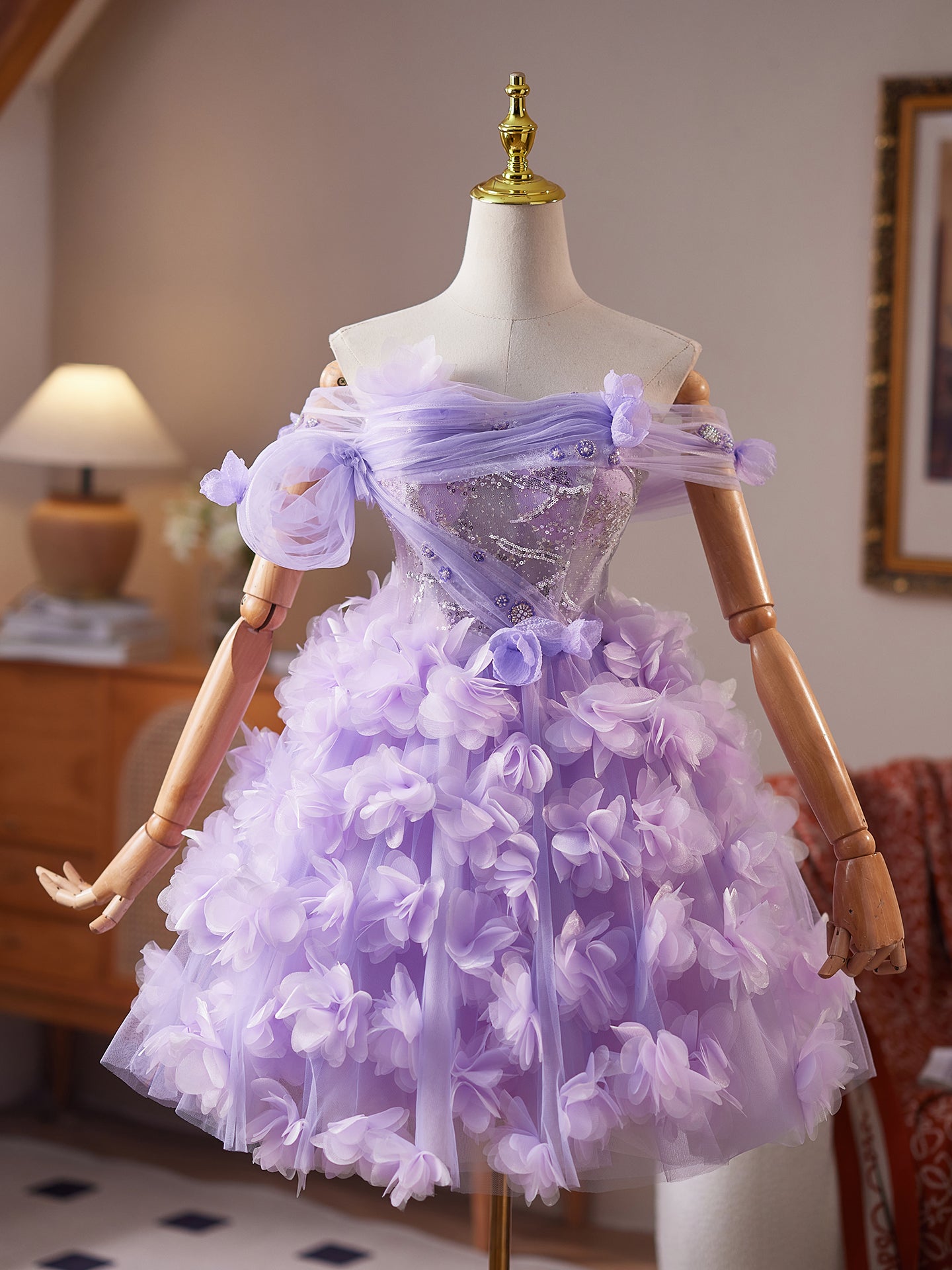 Robe de Bal Lilas Magnifique en Tulle Appliqués Fleurs et Paillettes Coupe A pour Homecoming