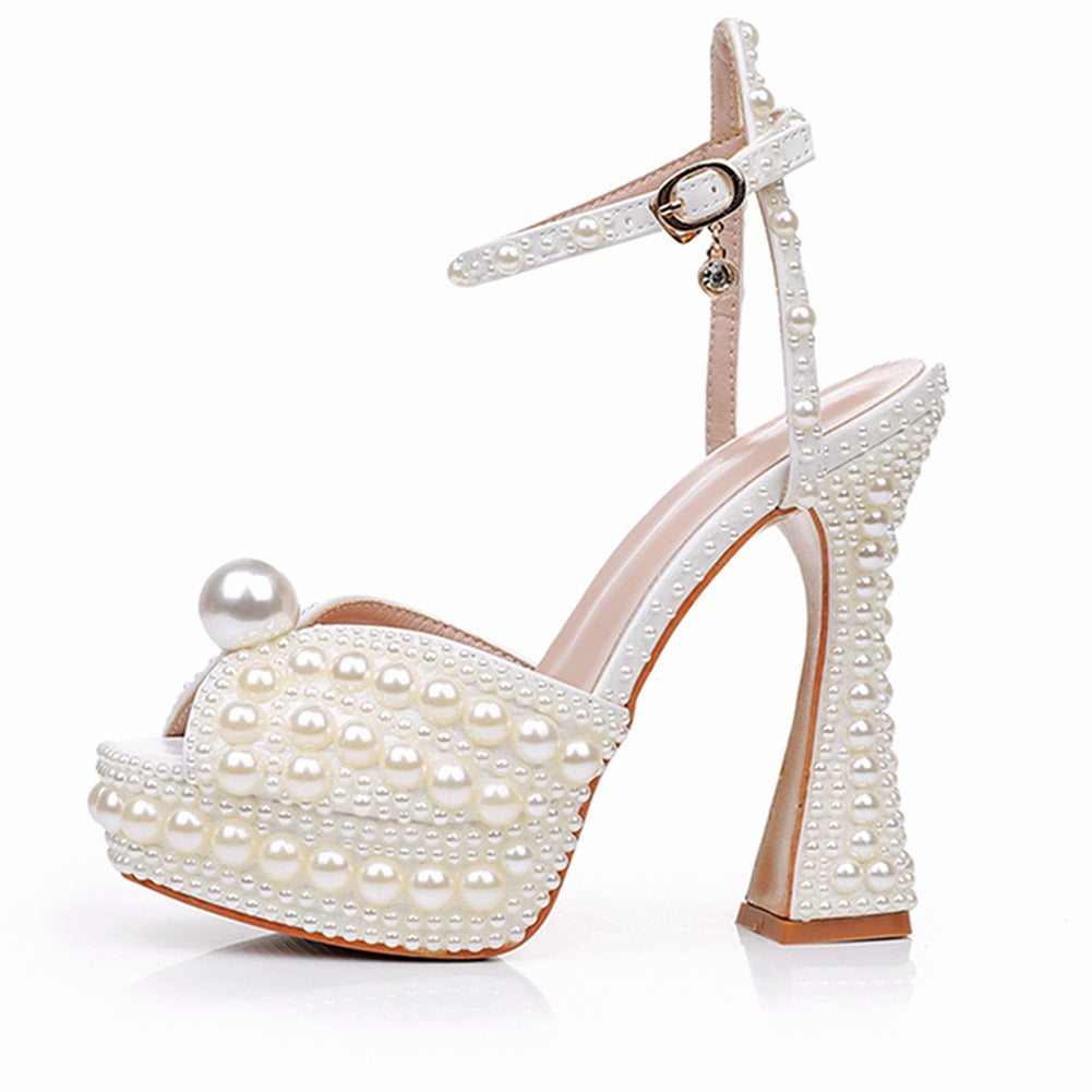 Biscornu Chaussures de mariage formelles avec grosse plateforme et perles