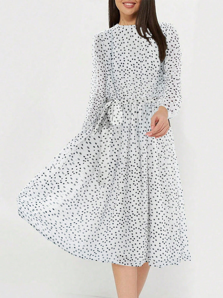 Robe Invitée Mariage Blanche Mi-Longue Col Ras du Cou et Manches Longues