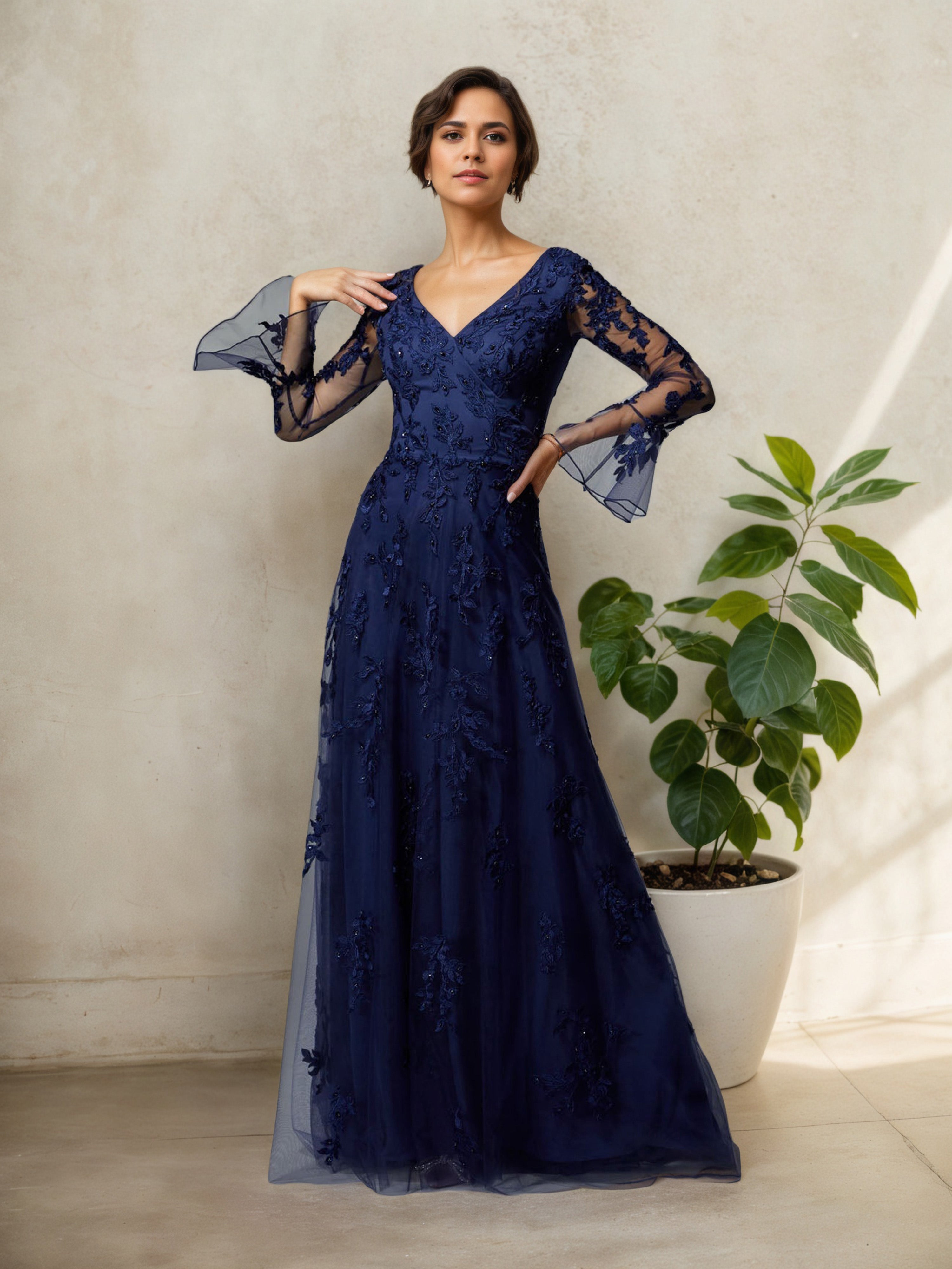 Robe Mère de la Mariée Bleu Marine Silhouette Trumpet à Décolleté en V avec Manches Évasées