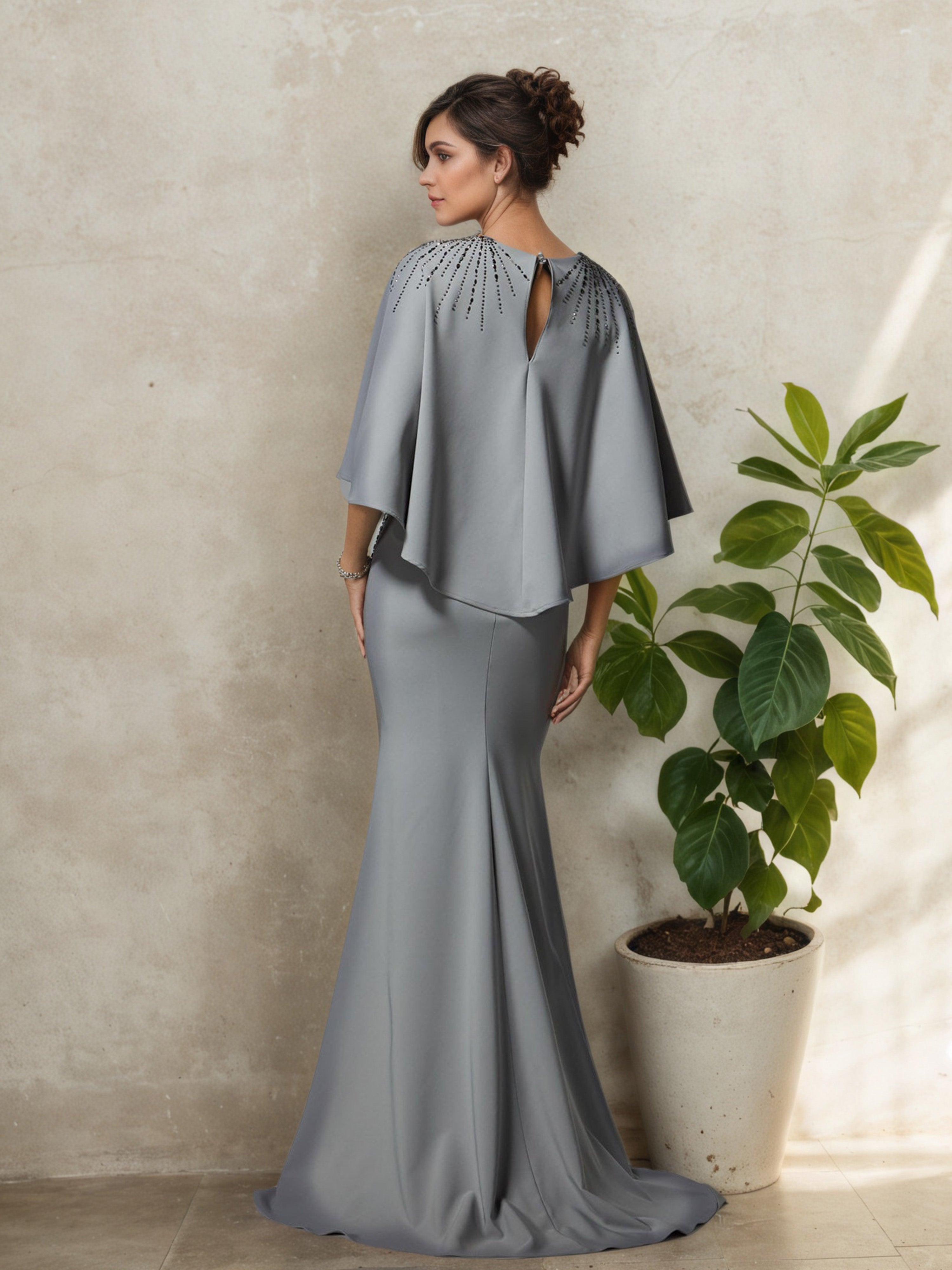 Robe Mère de la Mariée GRIS_ACIER Silhouette Trompette/Sirène à Décolleté en V avec Châle