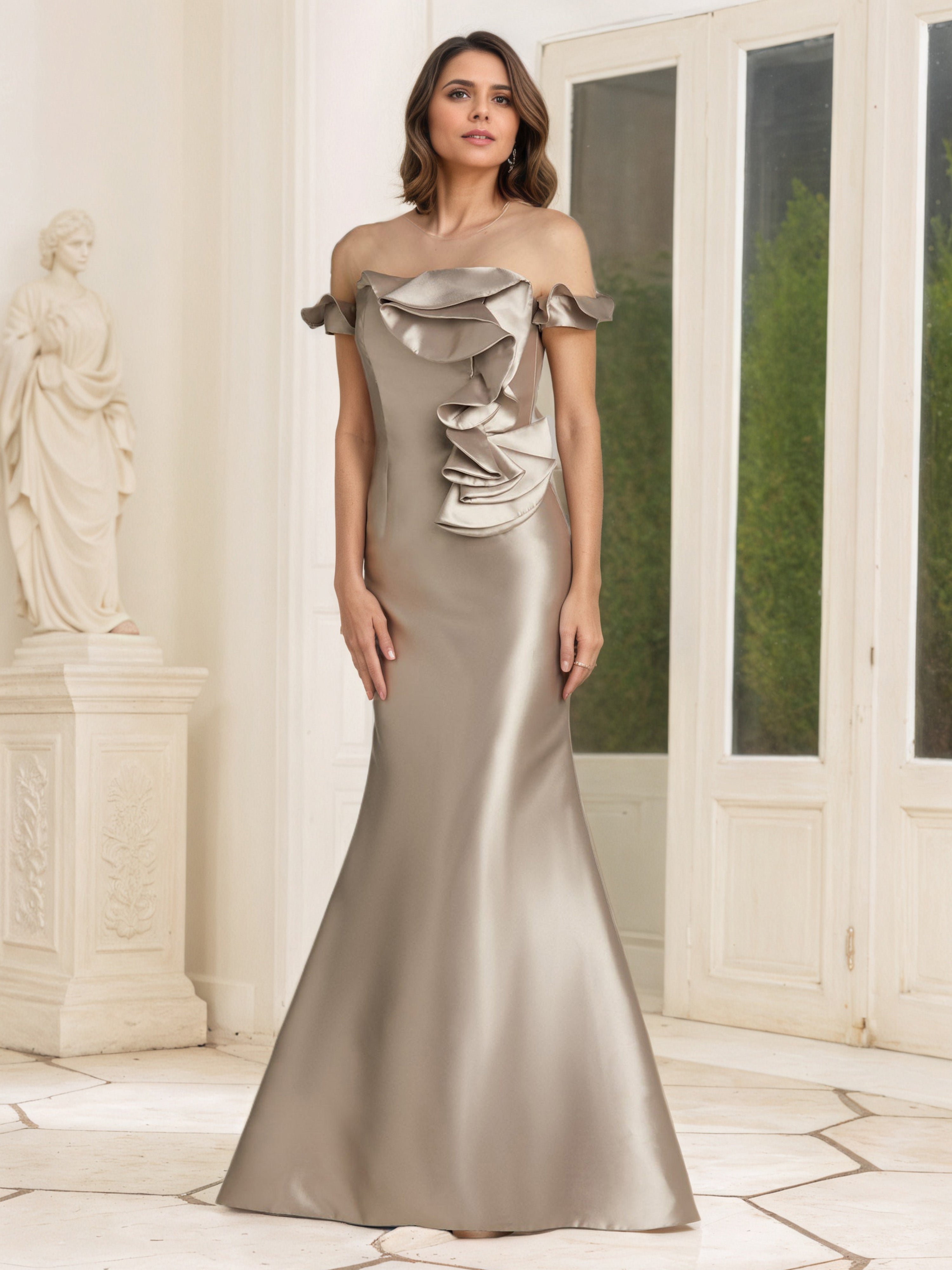 Robe Mère de la Mariée Taupe Encolure Transparente et Manches Courtes