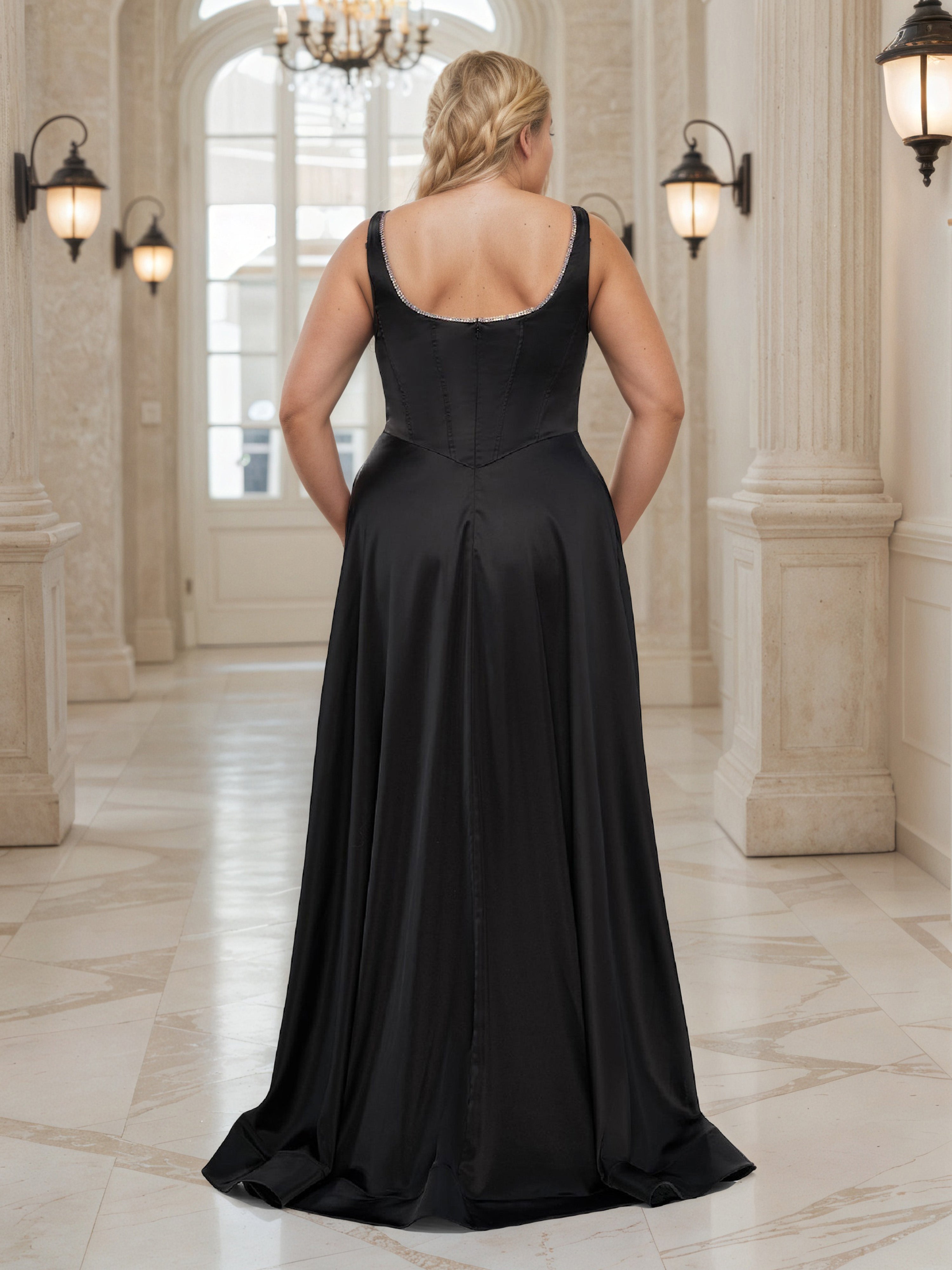Robe de Bal Noire Col en cuillère avec Traîne Balayage Grande Taille Coupe A-Line
