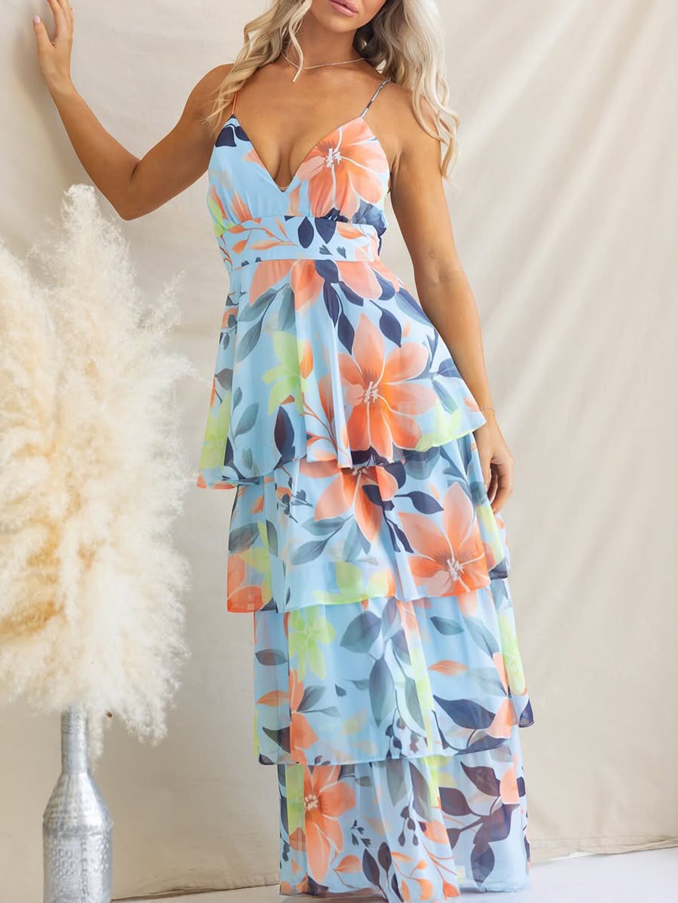 Robe Invitée Mariage Bleu Florale Col V Bretelles Fines à Superpositions