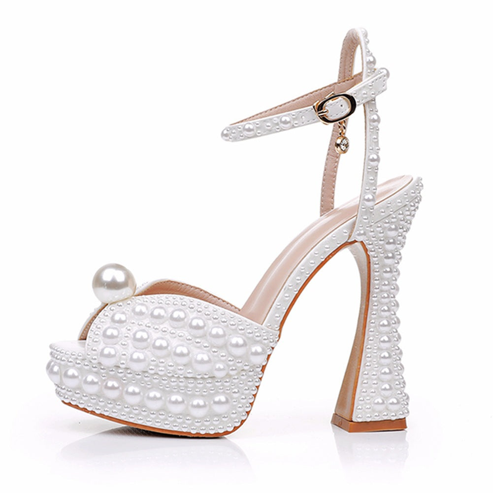 Biscornu Chaussures de mariage formelles avec grosse plateforme et perles