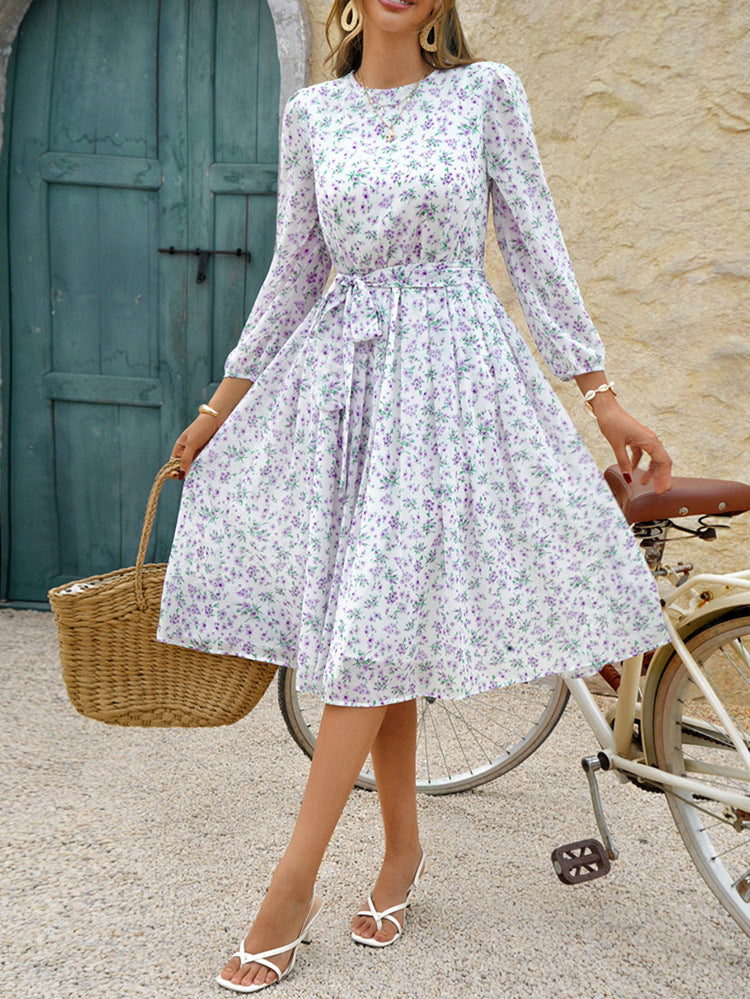 Robe Invitée Mariage LILAS Mi-Longue Col Ras du Cou et Manches Longues