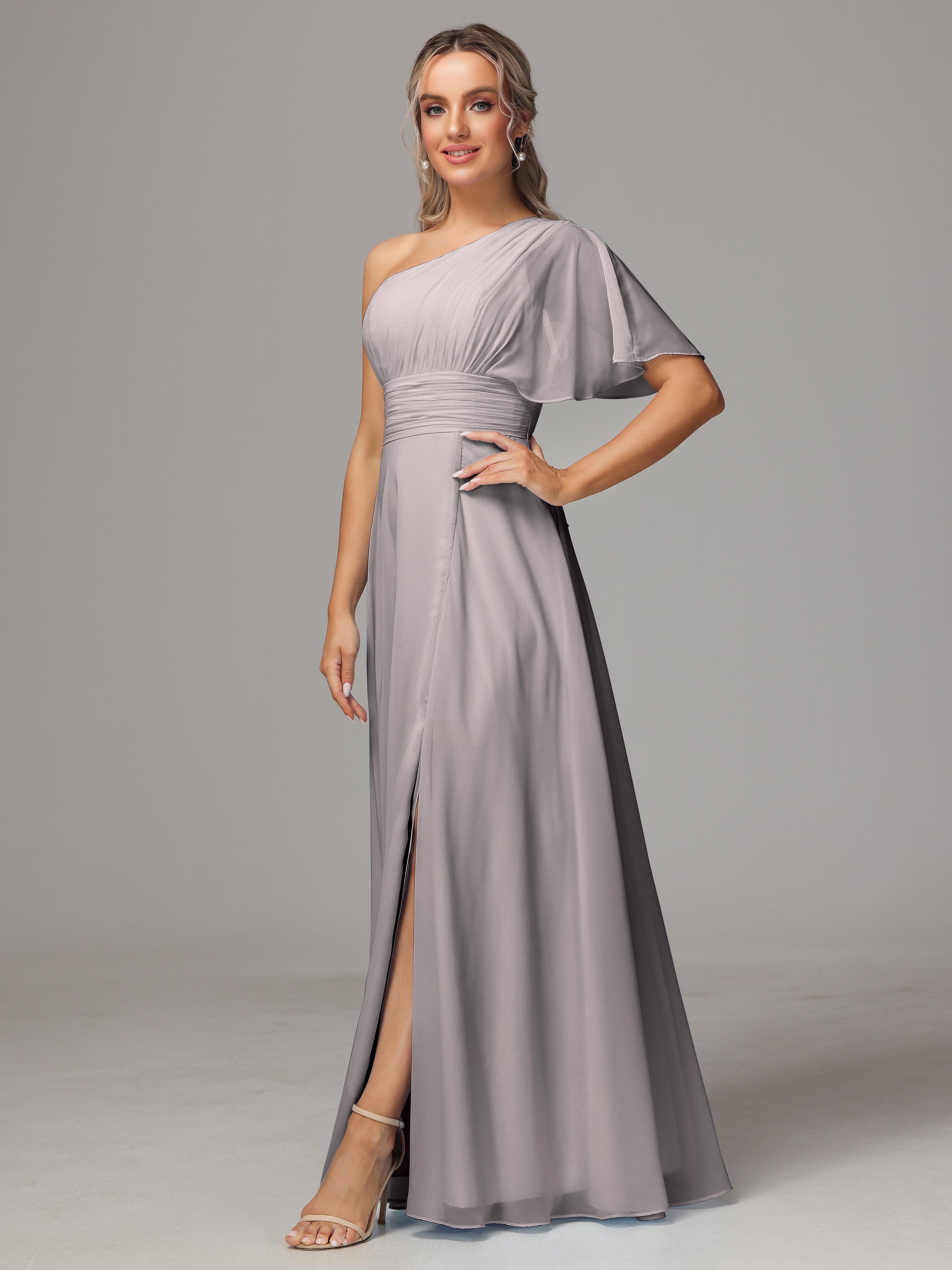 Robes De Demoiselle D'Honneur En Argent Fendue Seule Épaule Mousseline Robe Demoiselle D'Honneur