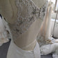 Élégante Robe fourreau Col V Satin Robe de Mariée avec la courte traîne