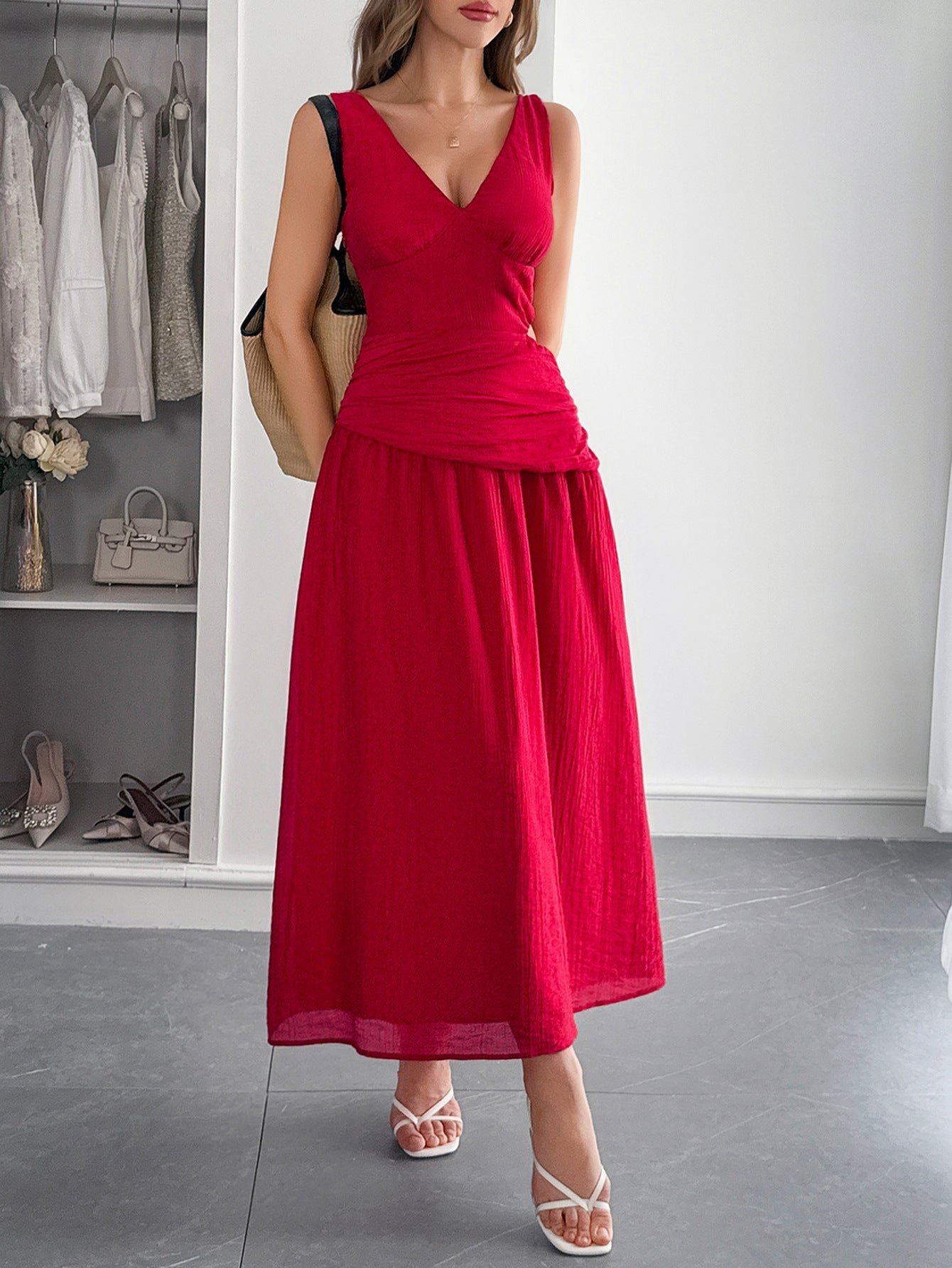 Robe Invitée Mariage Rouge Encolure V Coupe A