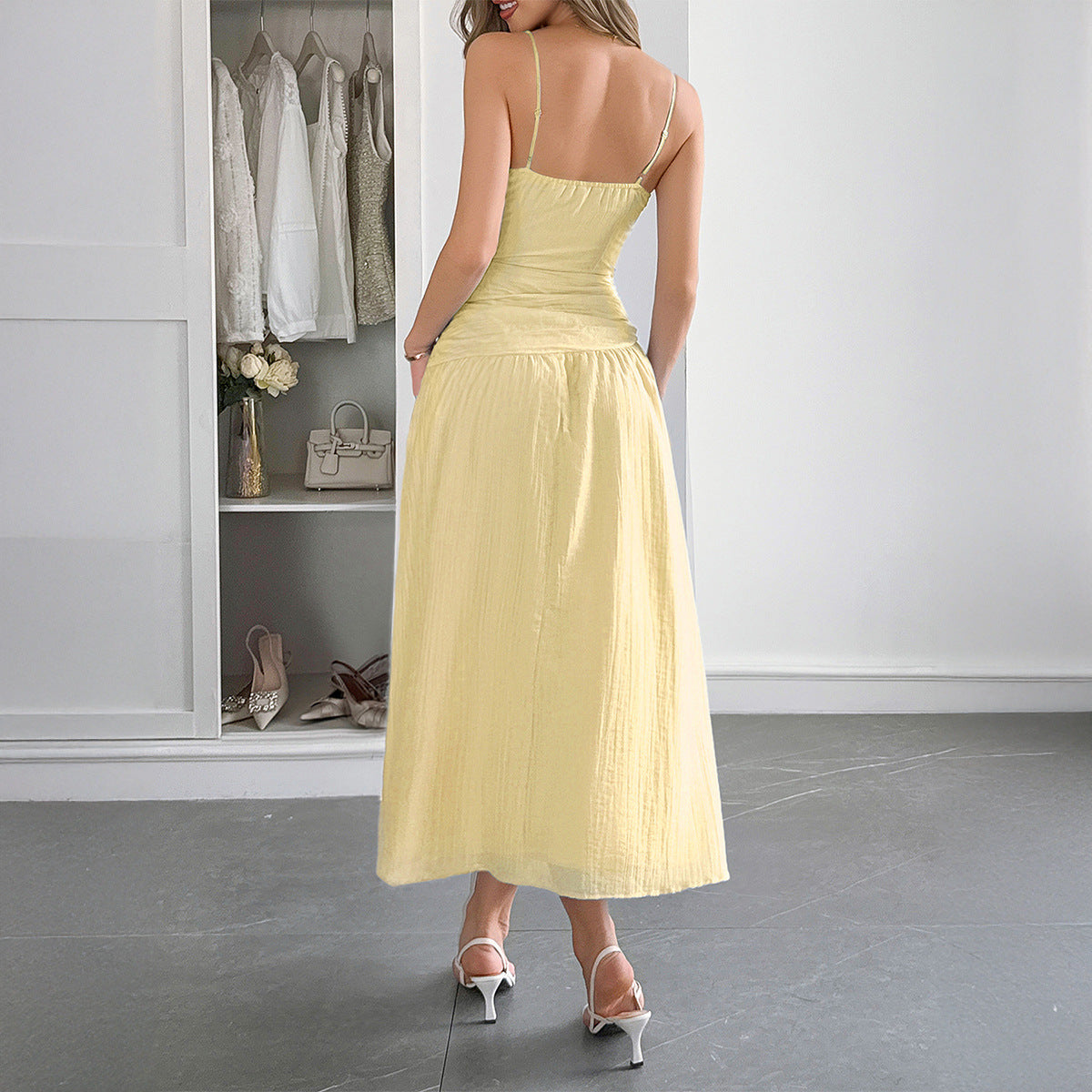 Robe Invitée Mariage JONQUILLE Encolure V Coupe A
