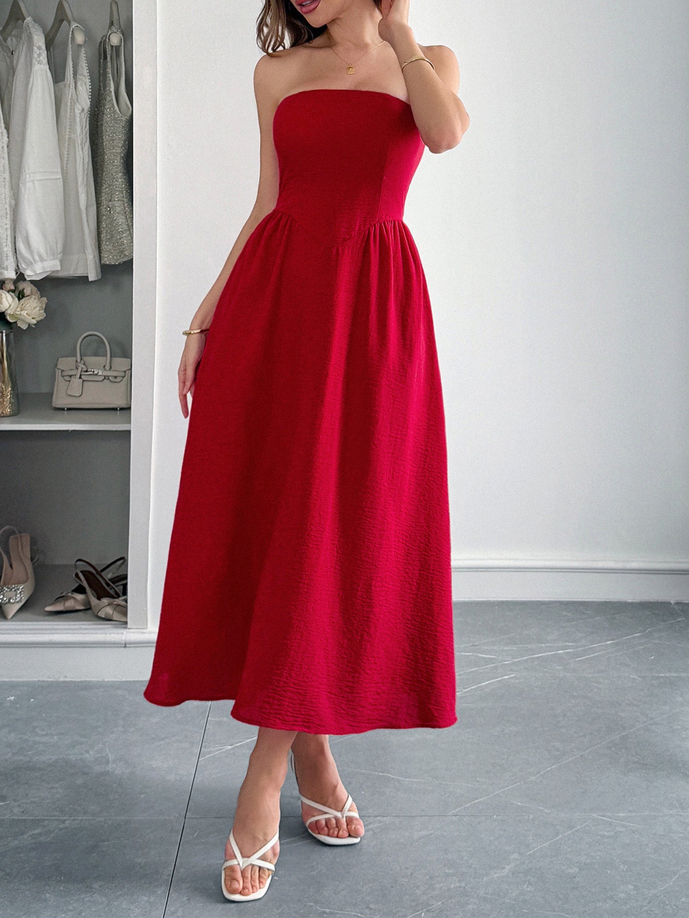 Robe Invitée Mariage Rouge Uni Élégante Coupe A Longue