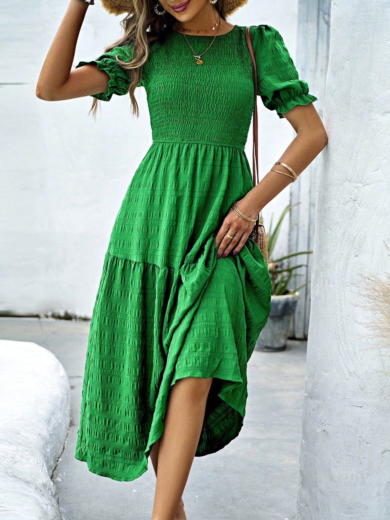 Robe Invitée Mariage Vert à Manches Courtes Encolure Ras du Cou
