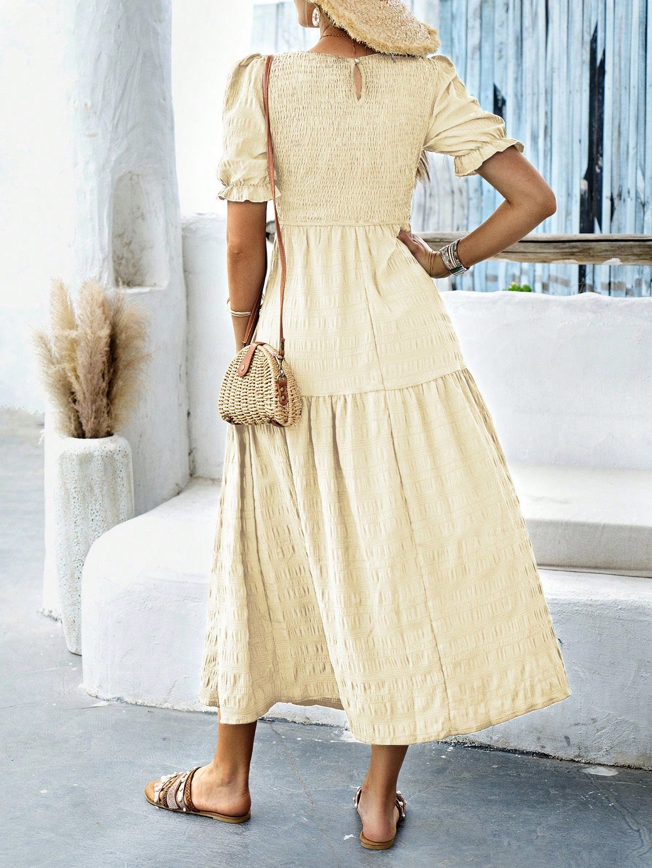 Robe Invitée Mariage Apricot à Manches Courtes Encolure Ras du Cou