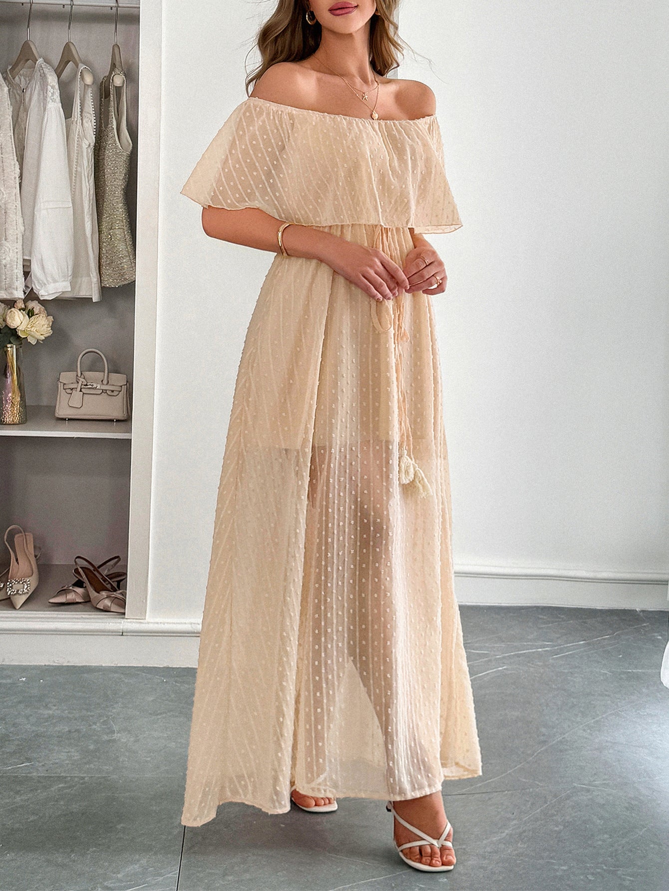 Robe Invitée Mariage PECHE en Tulle Épaules Dénudées Longue